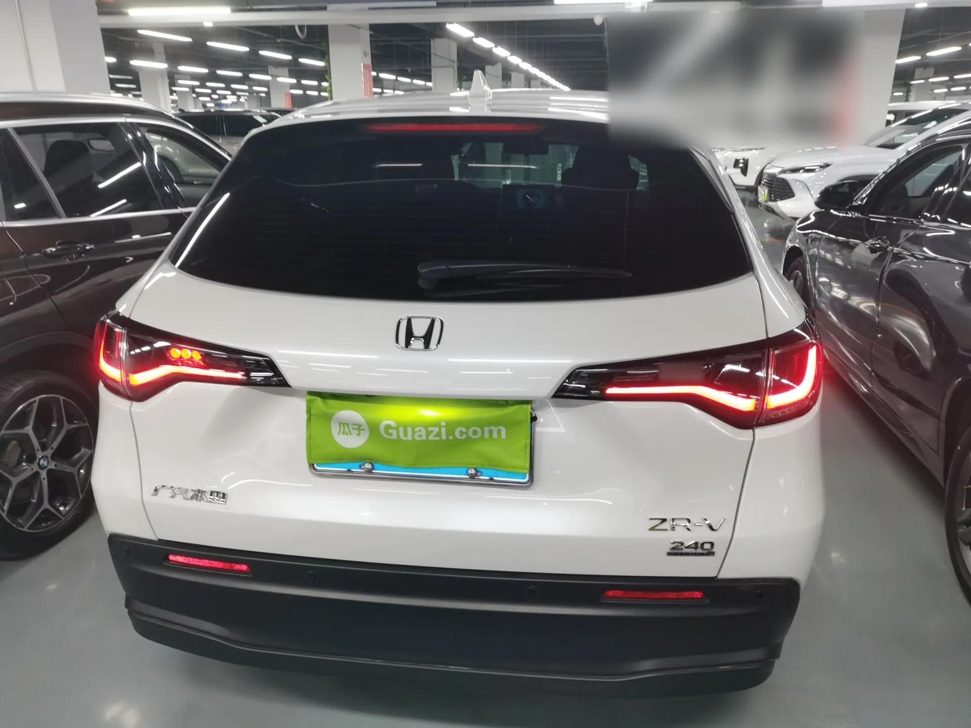 Honda ZR-V 2023 1.5T CVT Tech Edition — миниатюра 5
