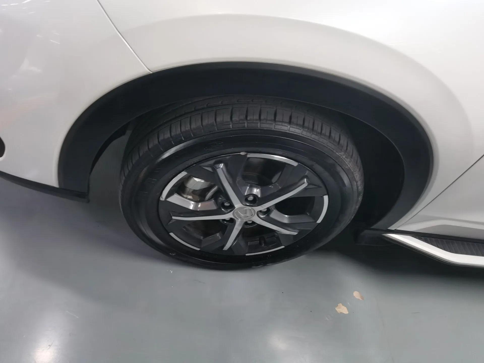 Honda ZR-V 2023 1.5T CVT Tech Edition — миниатюра 8