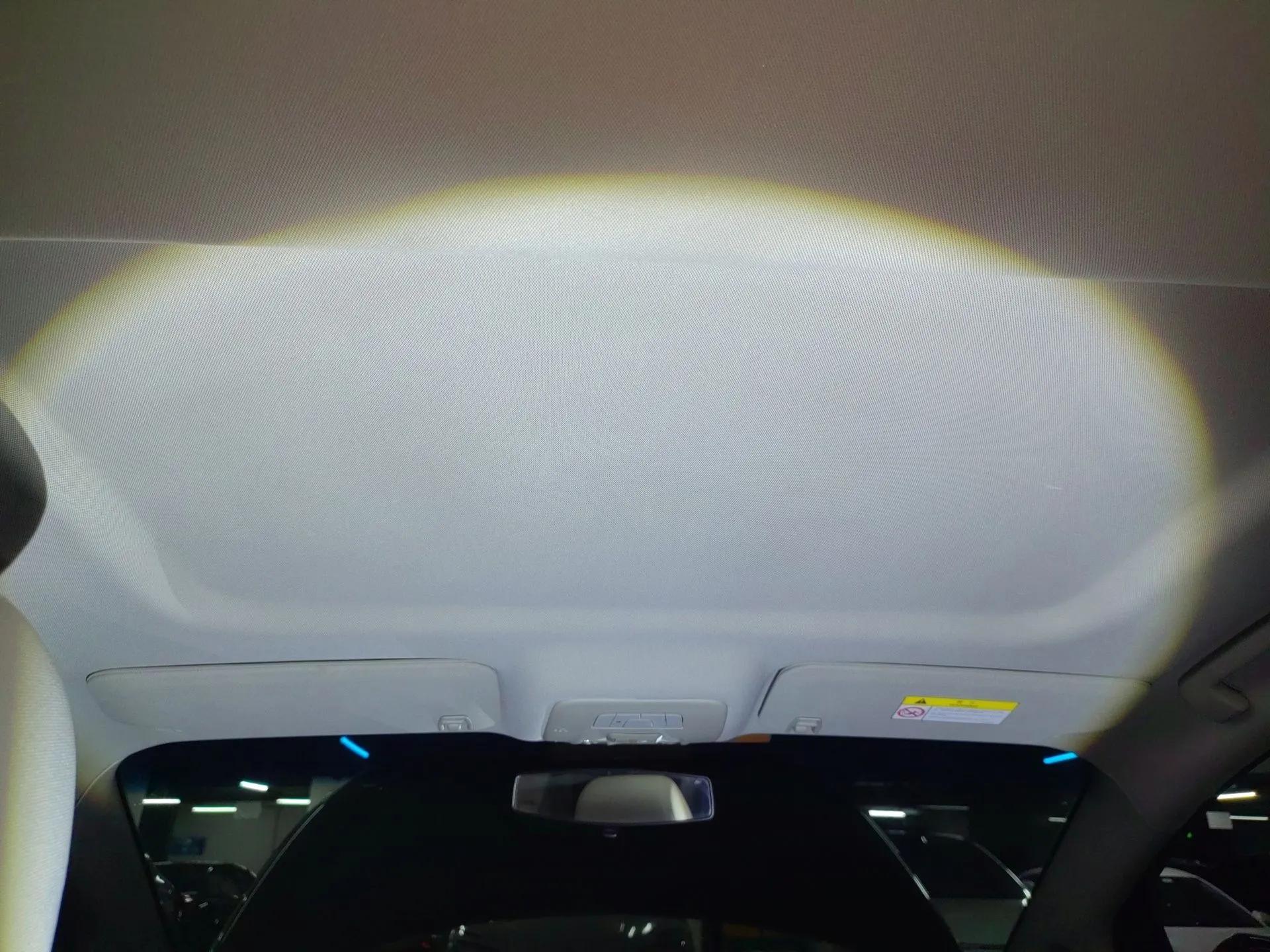 Buick GL8 2021 Land Cruiser Executive Class 652T Comfort Model — миниатюра 19