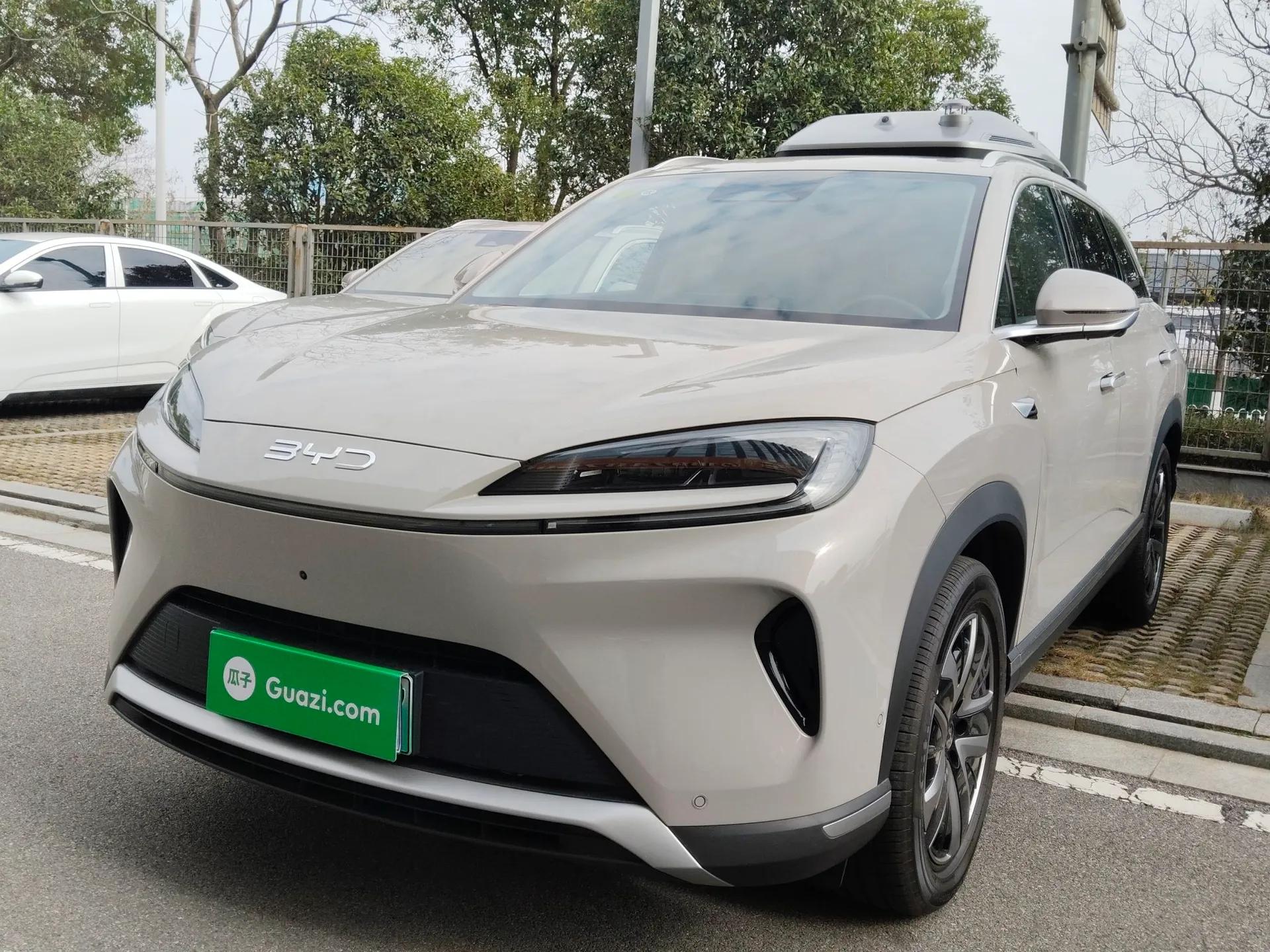 BYD Sealion 07 DM-i 2025 150 Flagship+ Edition — миниатюра 1