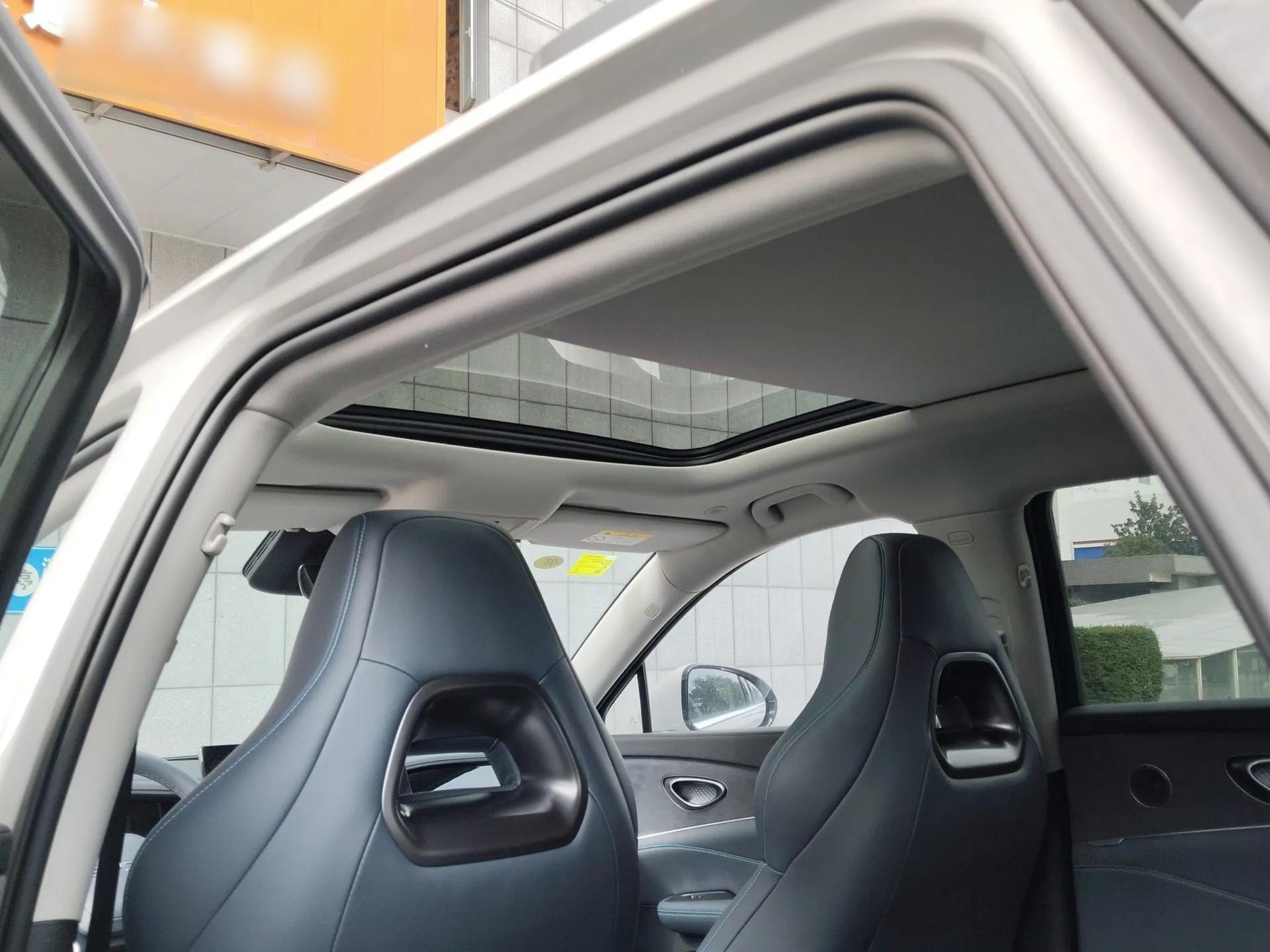 BYD Sealion 07 DM-i 2025 150 Flagship+ Edition — миниатюра 17