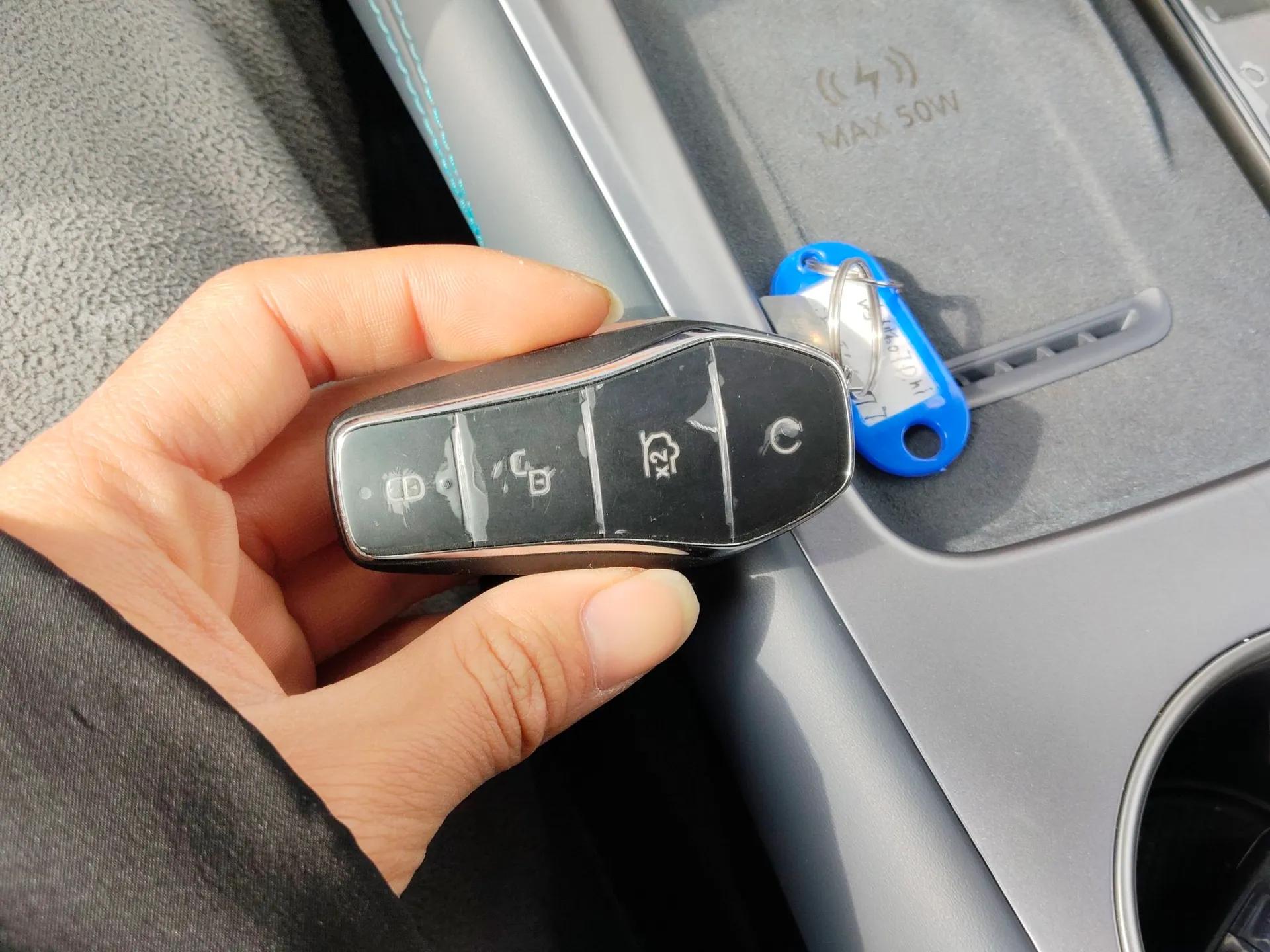 BYD Sealion 07 DM-i 2025 150 Flagship+ Edition — миниатюра 19