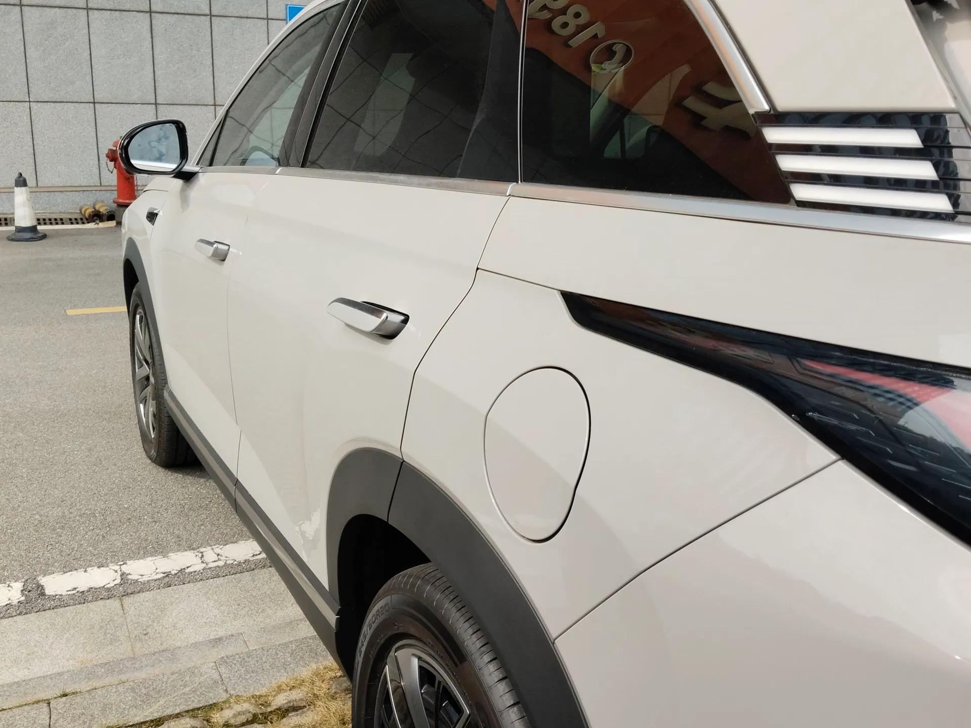 BYD Sealion 07 DM-i 2025 150 Flagship+ Edition — миниатюра 5