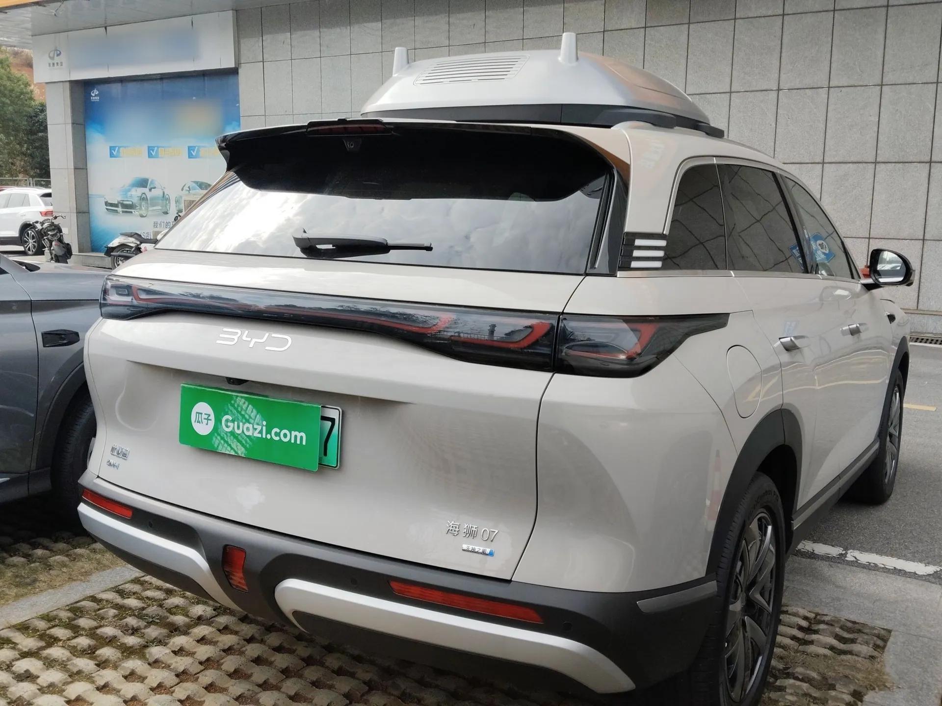 BYD Sealion 07 DM-i 2025 150 Flagship+ Edition — миниатюра 7