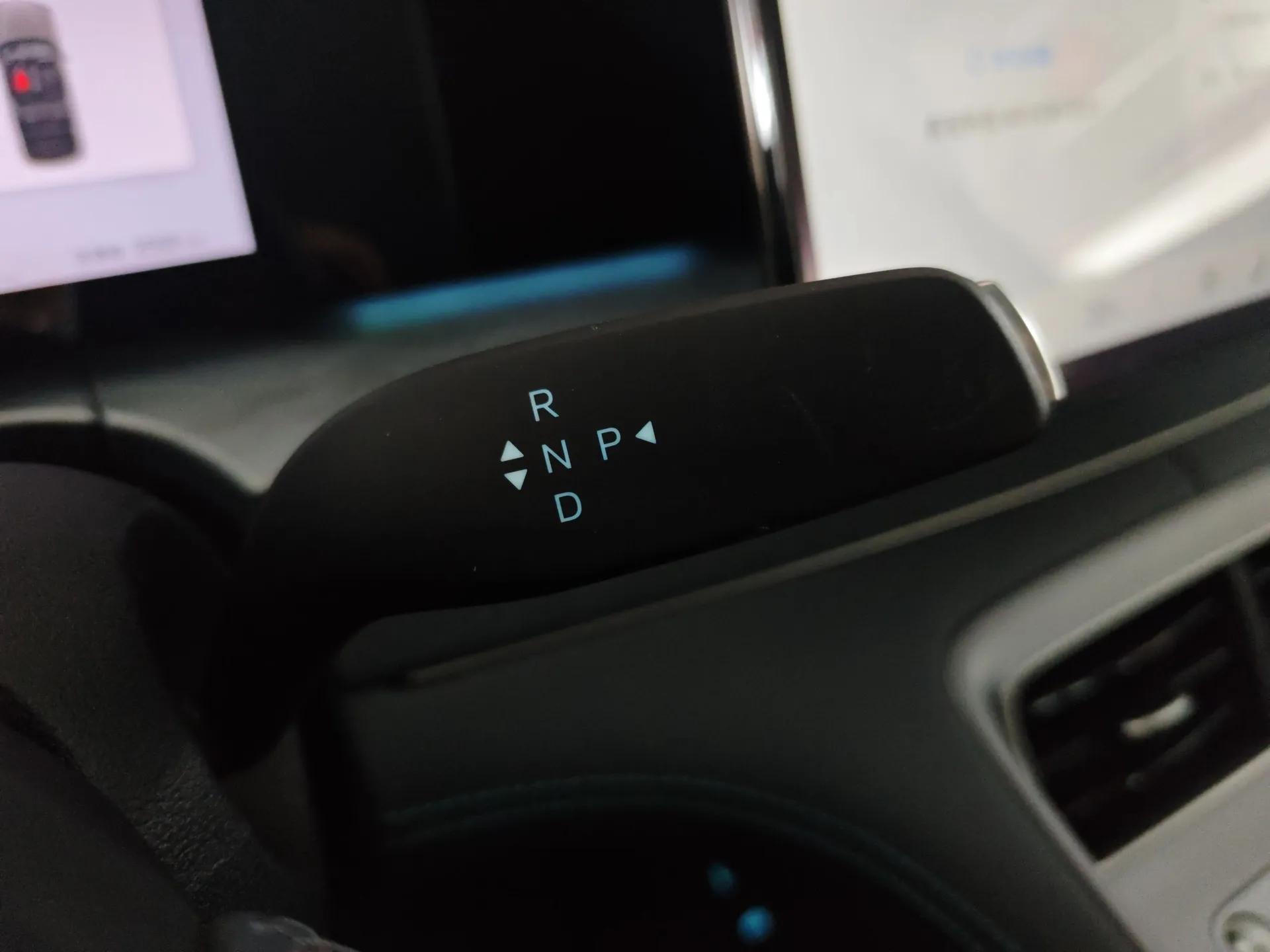 BYD Sealion 07 DM-i 2025 150 Flagship+ Edition — миниатюра 17