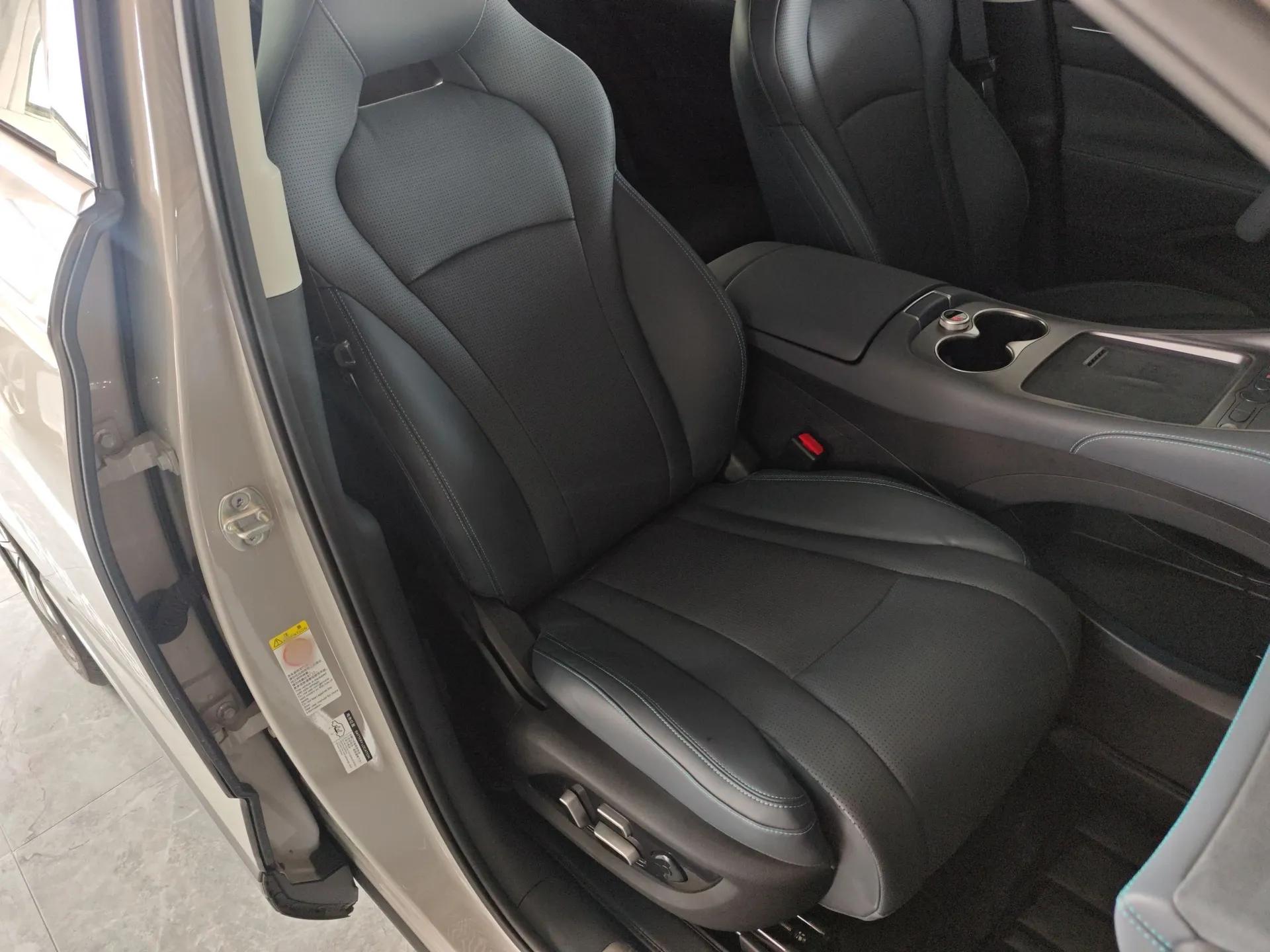BYD Sealion 07 DM-i 2025 150 Flagship+ Edition — миниатюра 23