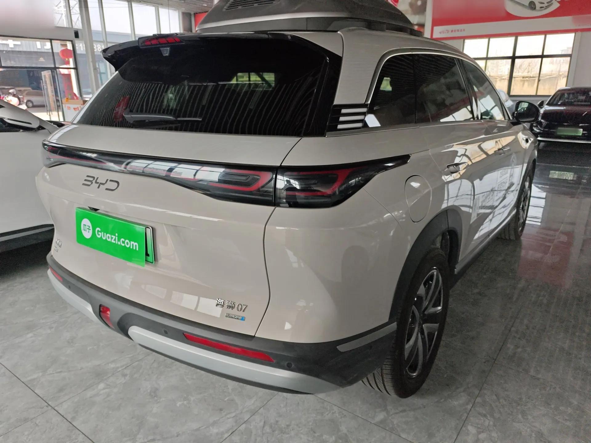 BYD Sealion 07 DM-i 2025 150 Flagship+ Edition — миниатюра 6