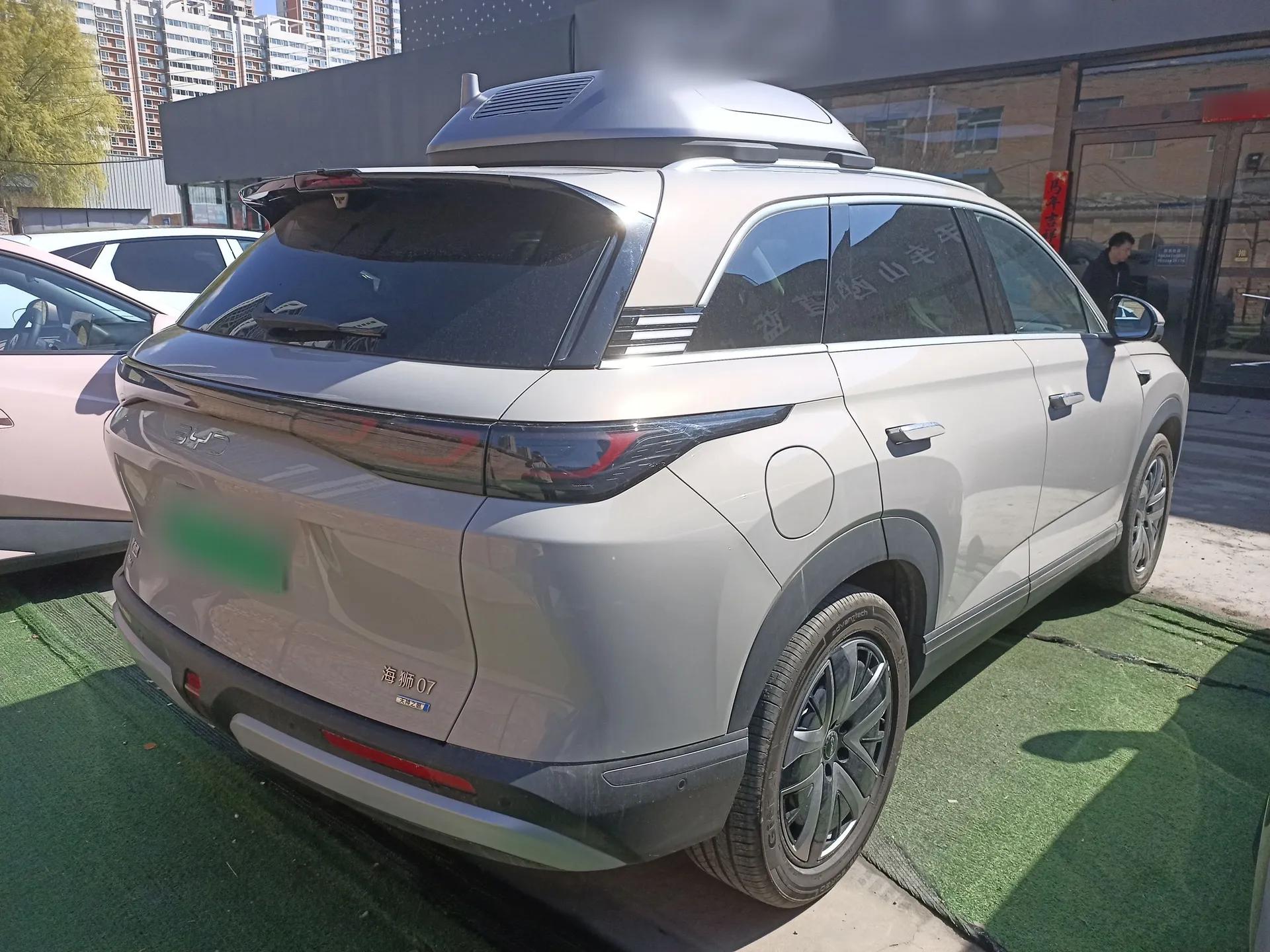 BYD Sealion 07 DM-i 2025 150 Flagship+ Edition — миниатюра 4