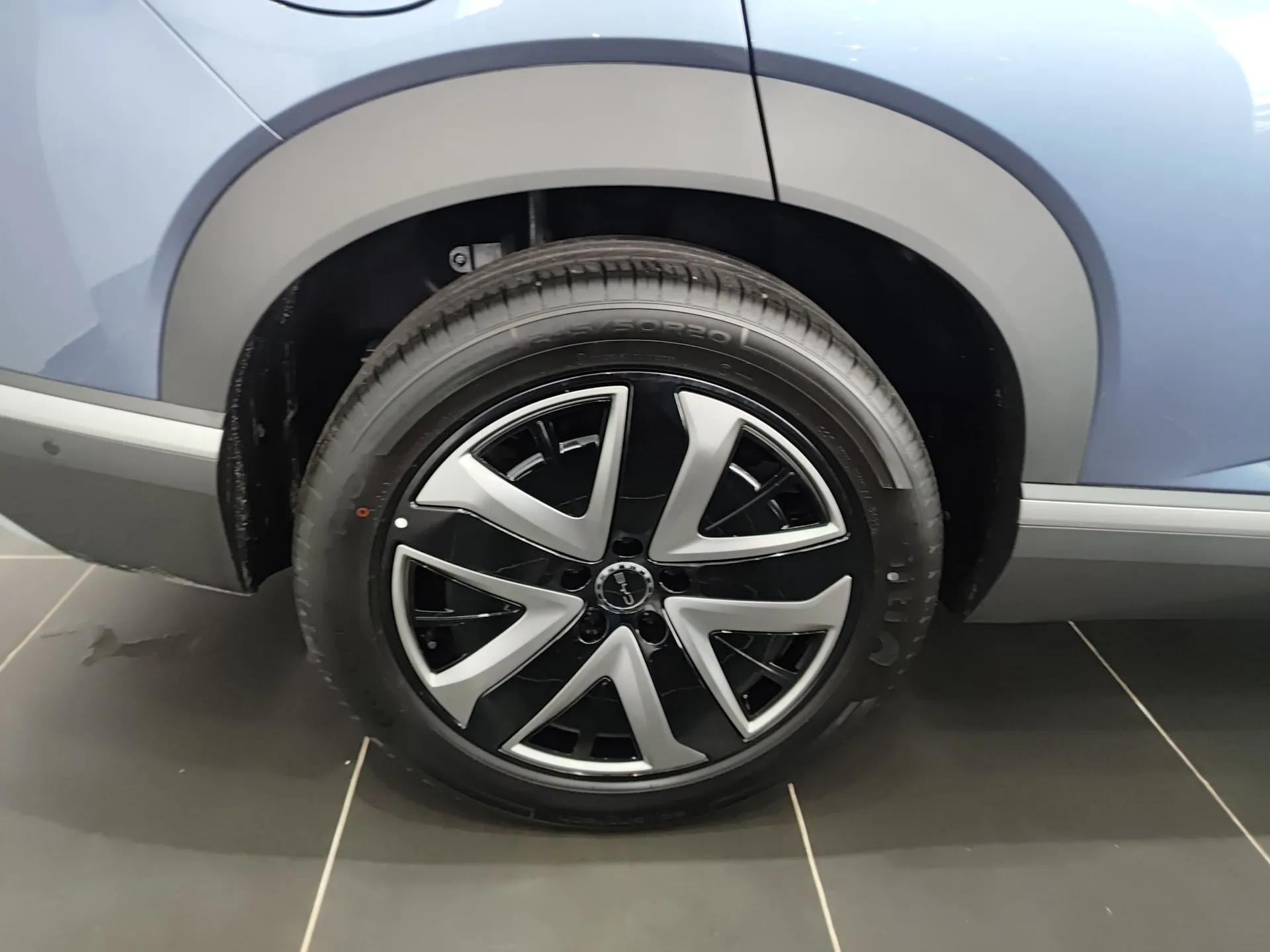 BYD Sealion 07 DM-i 2025 150 Flagship+ Edition — миниатюра 10
