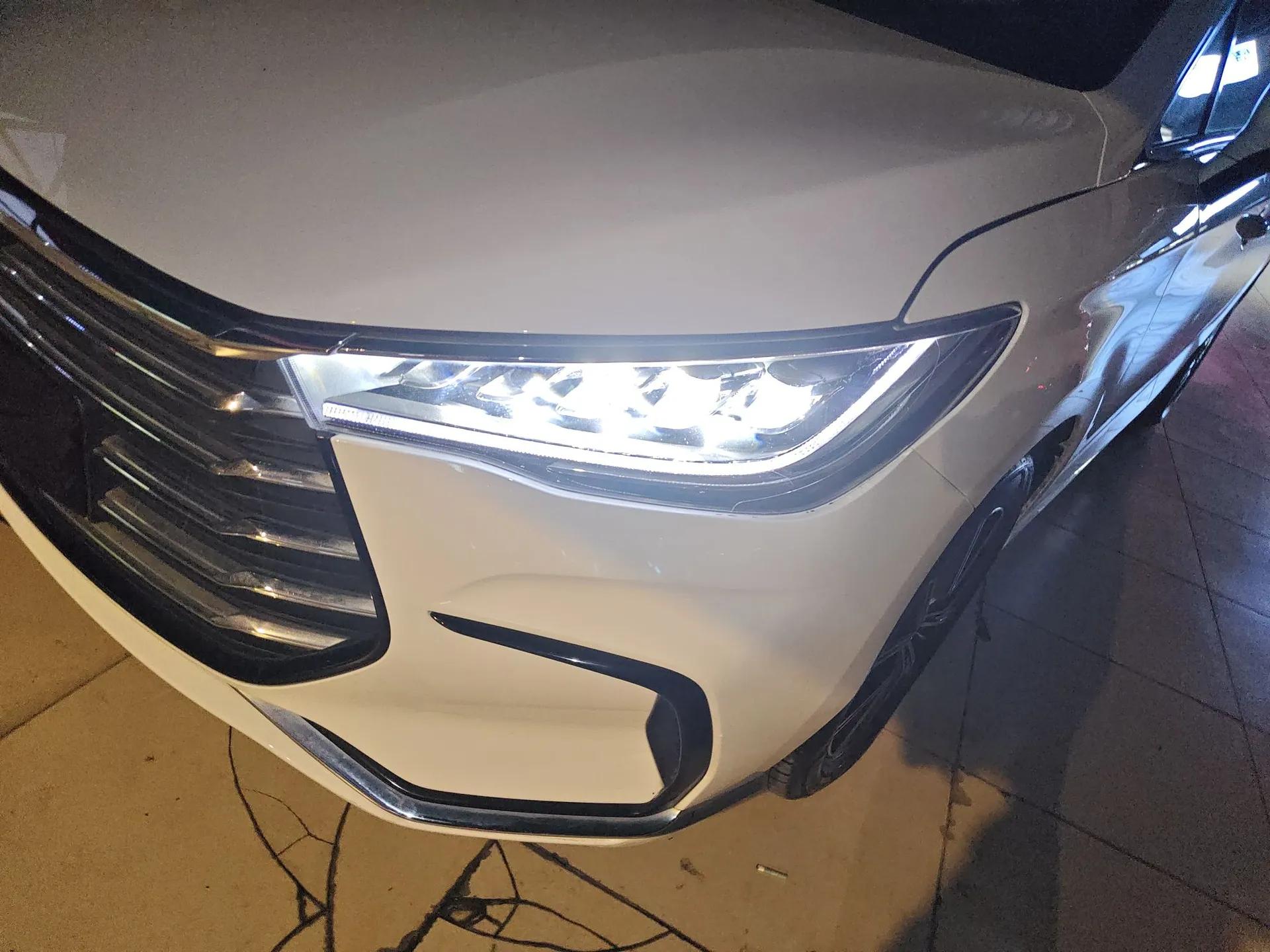 BYD Song MAX New Energy 2022 DM-i 105KM Executive Edition — миниатюра 5
