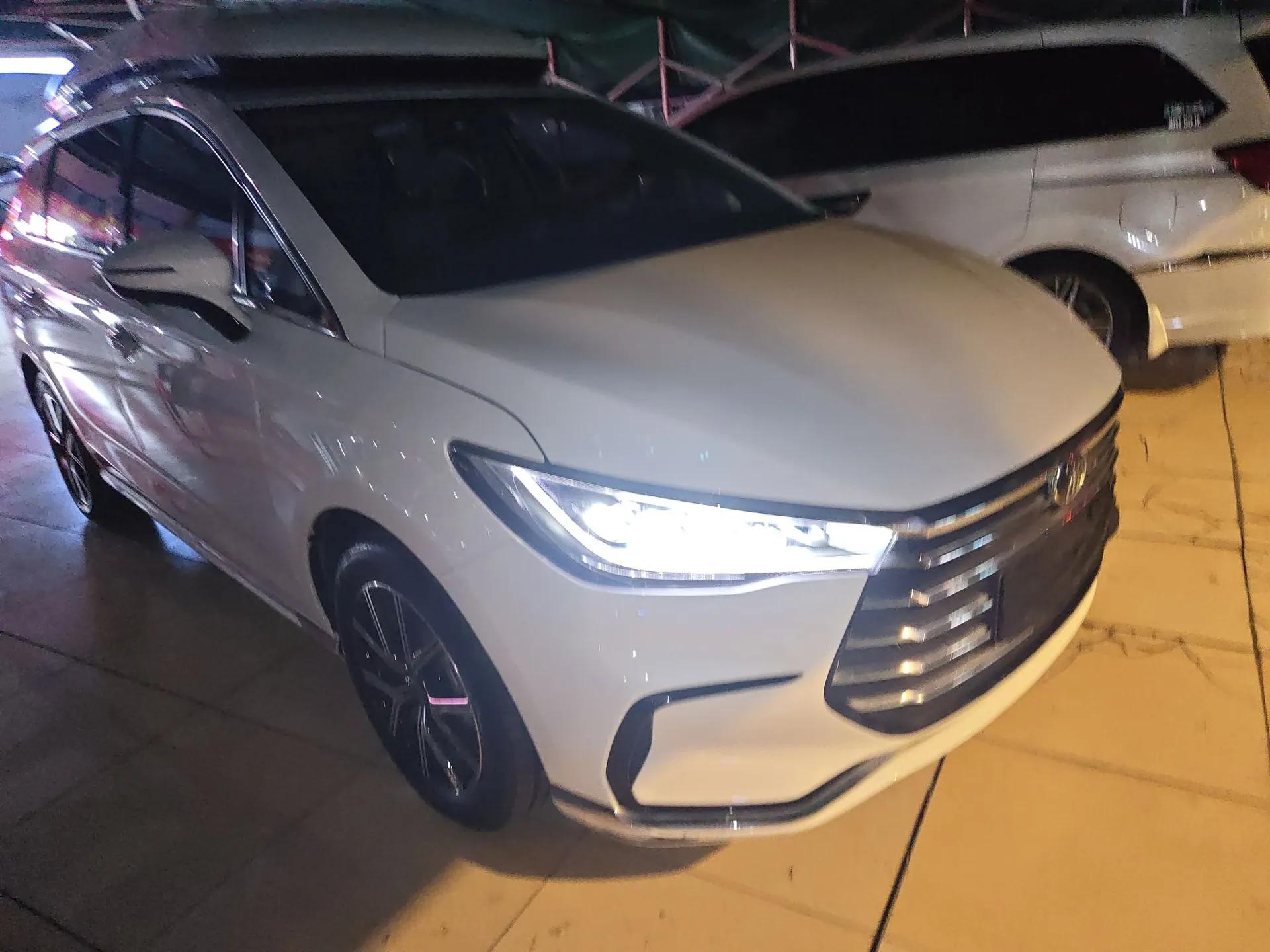 BYD Song MAX New Energy 2022 DM-i 105KM Executive Edition — миниатюра 6