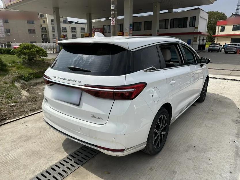 BYD Song MAX New Energy 2022 DM-i 105KM Flagship Model — миниатюра 3