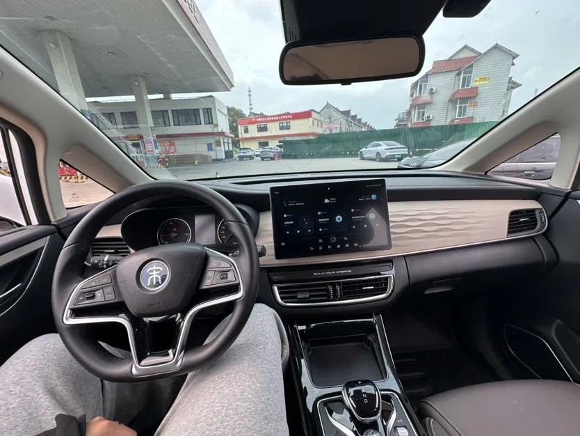 BYD Song MAX New Energy 2022 DM-i 105KM Flagship Model — миниатюра 24
