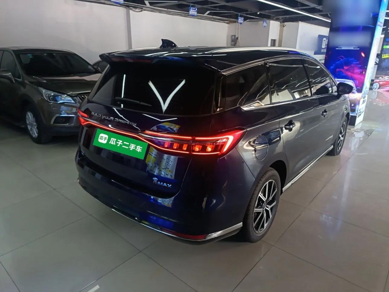 BYD Song MAX New Energy 2022 DM-i 105KM Prestige Model — миниатюра 6