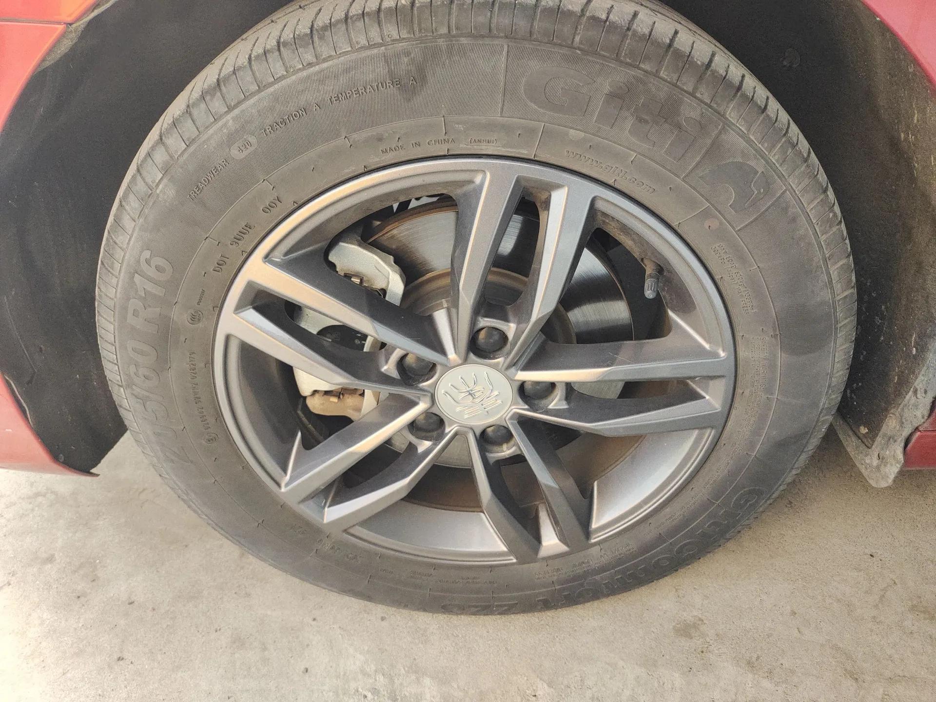 BYD Qin Pro 2018 1.5L Manual SmartConnect Fendong Model — миниатюра 8