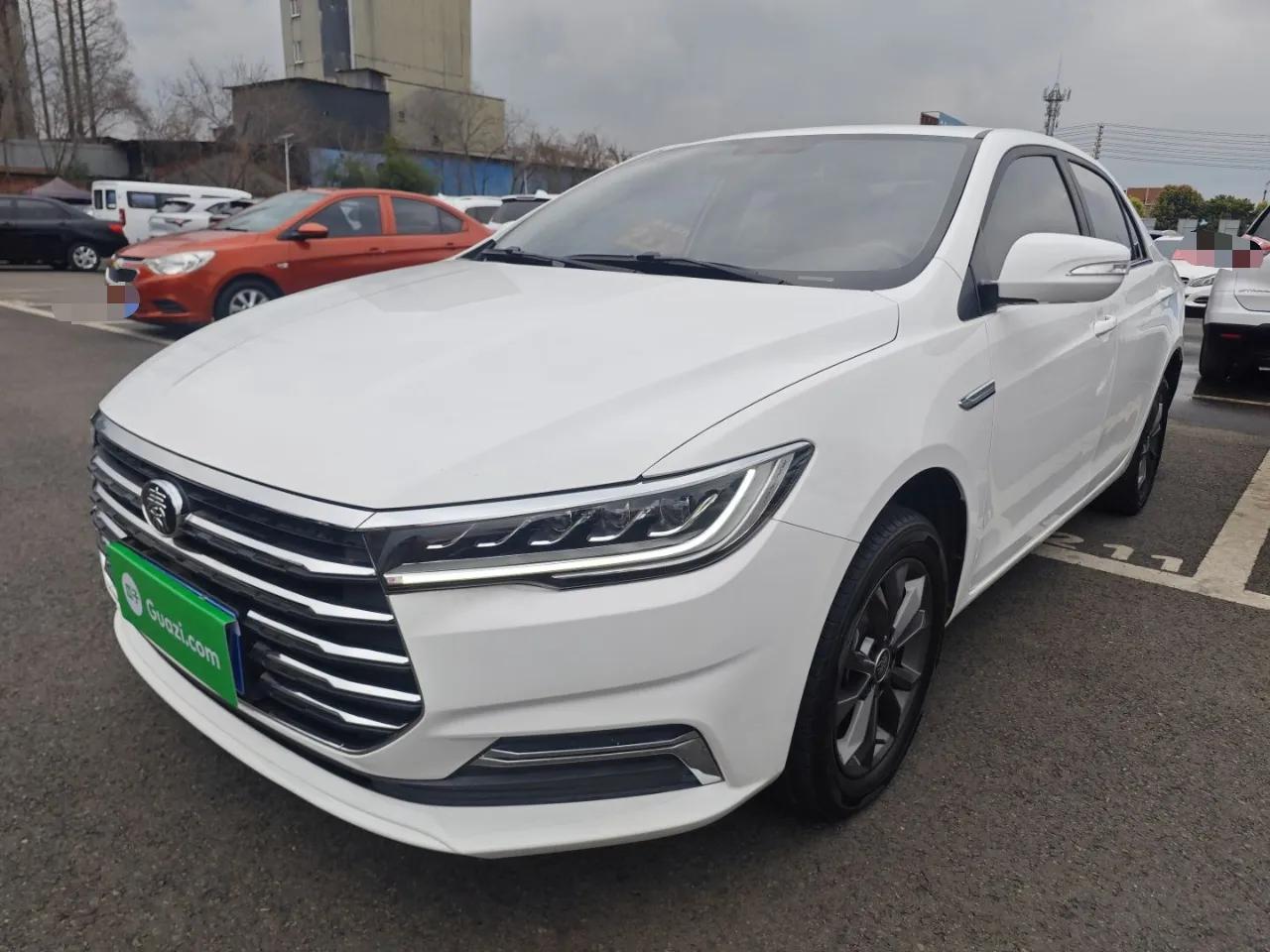 BYD Qin 2019 1.5L Automatic Prestige Model — миниатюра 1