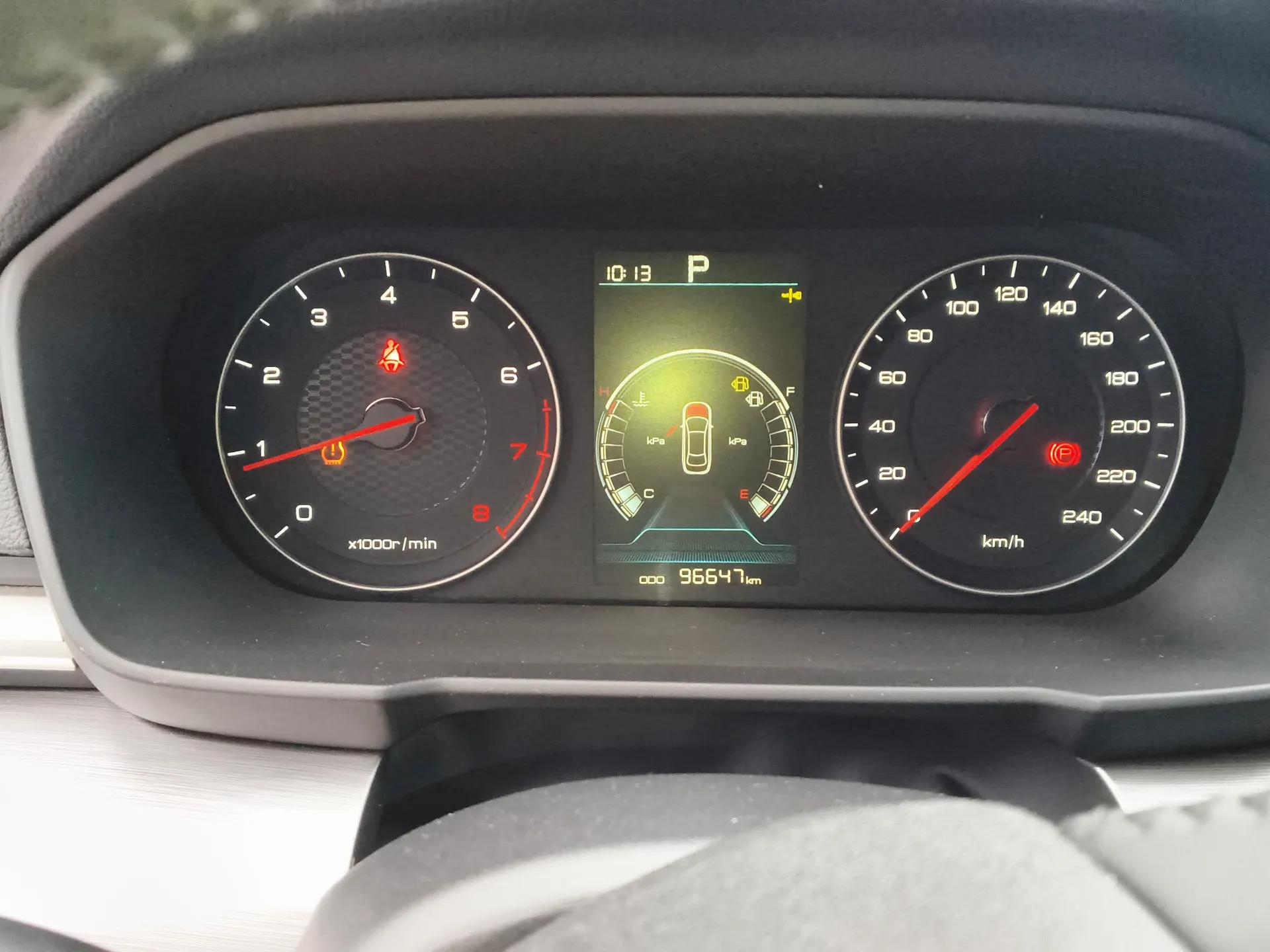 BYD Qin 2019 1.5L Automatic Prestige Model — миниатюра 14