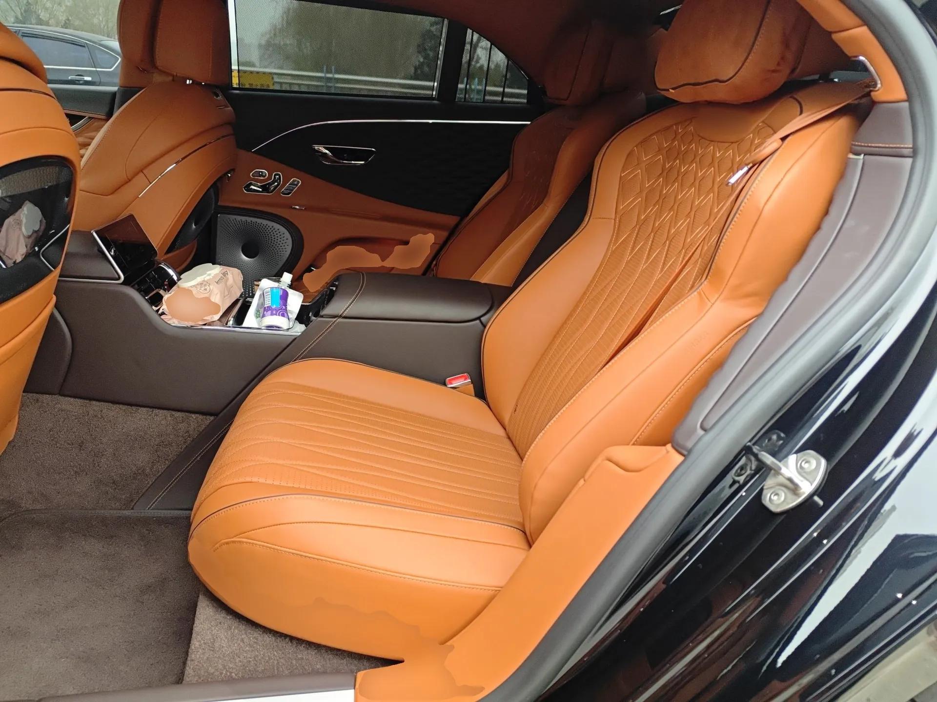 Bentley Flying Spur Plug-in Hybrid 2022 2.9T V6 Hybrid Mulliner — миниатюра 18