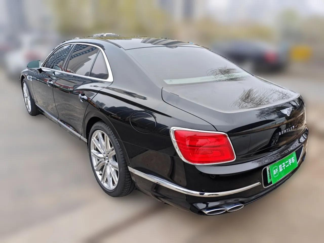 Bentley Flying Spur Plug-in Hybrid 2022 2.9T V6 Hybrid Mulliner — миниатюра 4