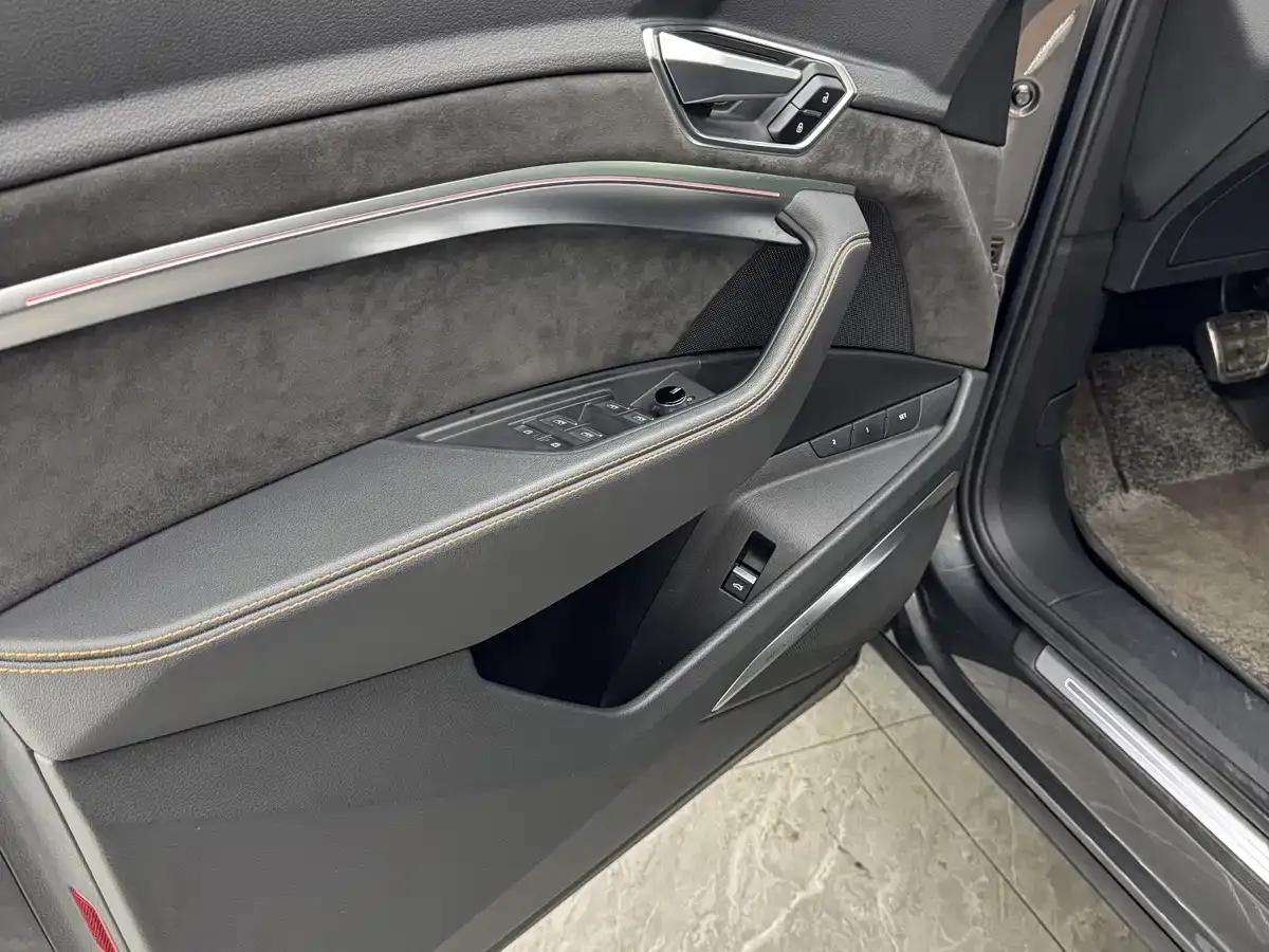 Audi e-tron 2021 50 quattro Premium Edition — миниатюра 14