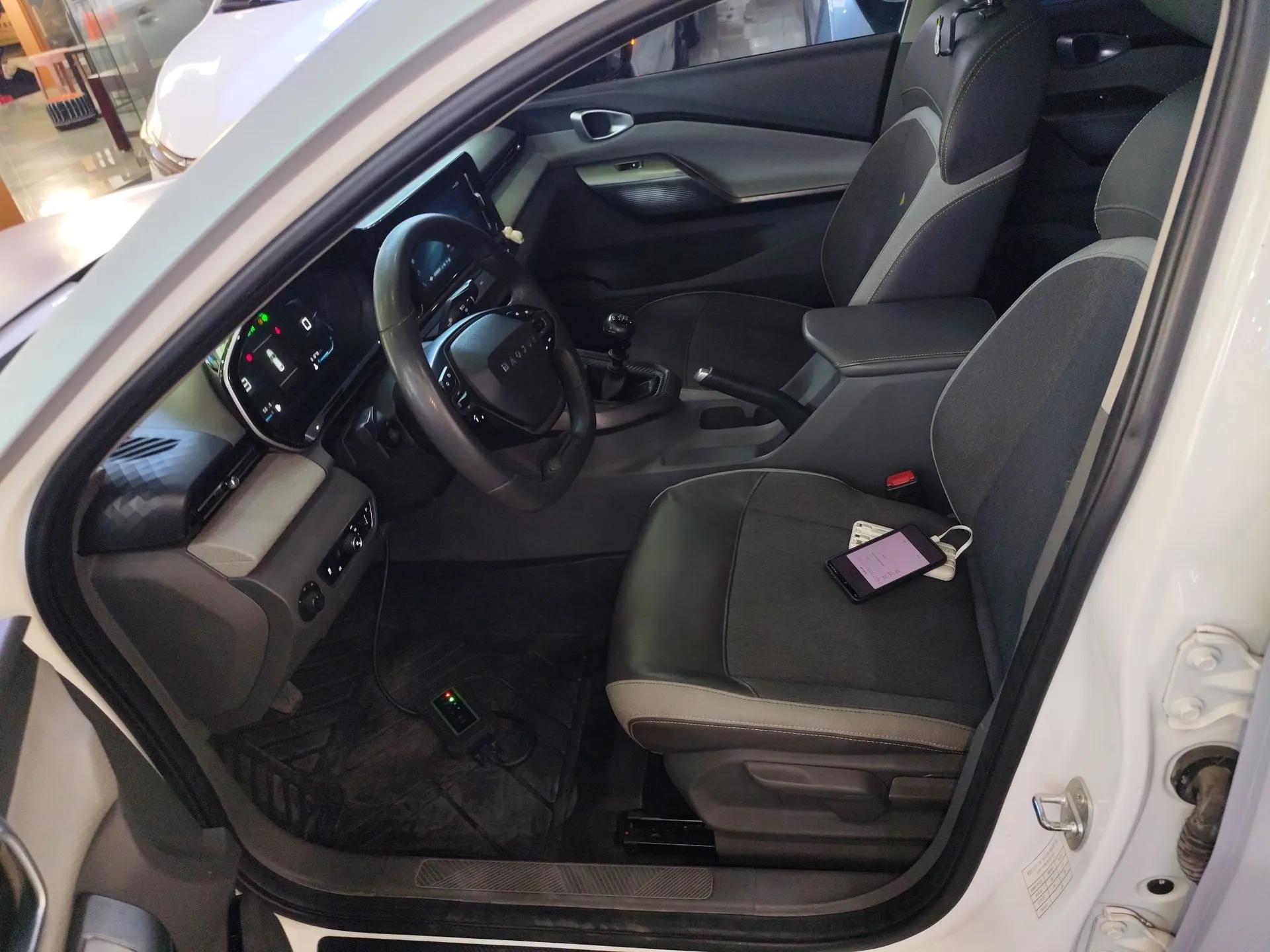 Baojun RC-5 2020 1.5L Manual Smart Luxury Edition — миниатюра 18