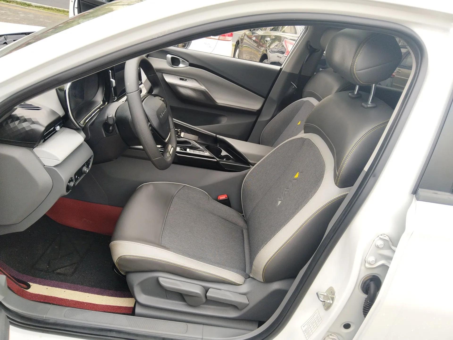 Baojun RC-5 2020 1.5T CVT Smart Luxury Edition — миниатюра 18
