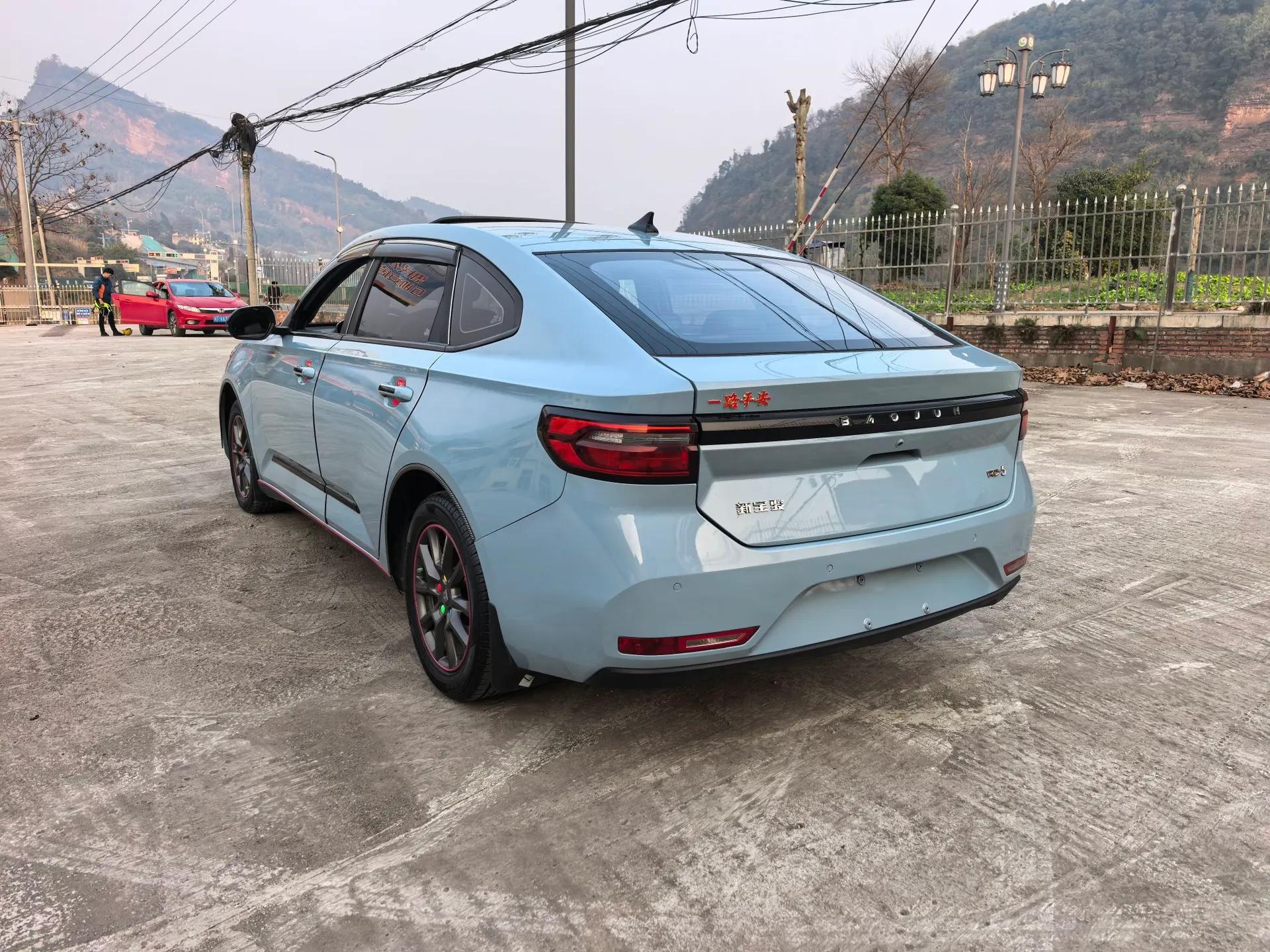 Baojun RC-5 2020 1.5L Manual Smart Luxury Edition — миниатюра 7
