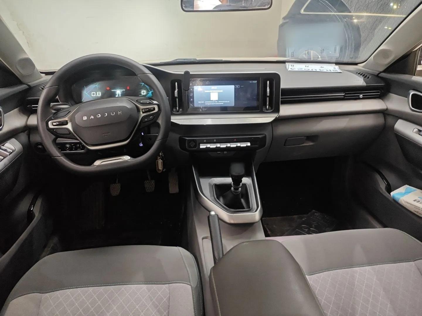 Baojun RC-5 2020 1.5L Manual Zhiyao Elite Edition — миниатюра 11