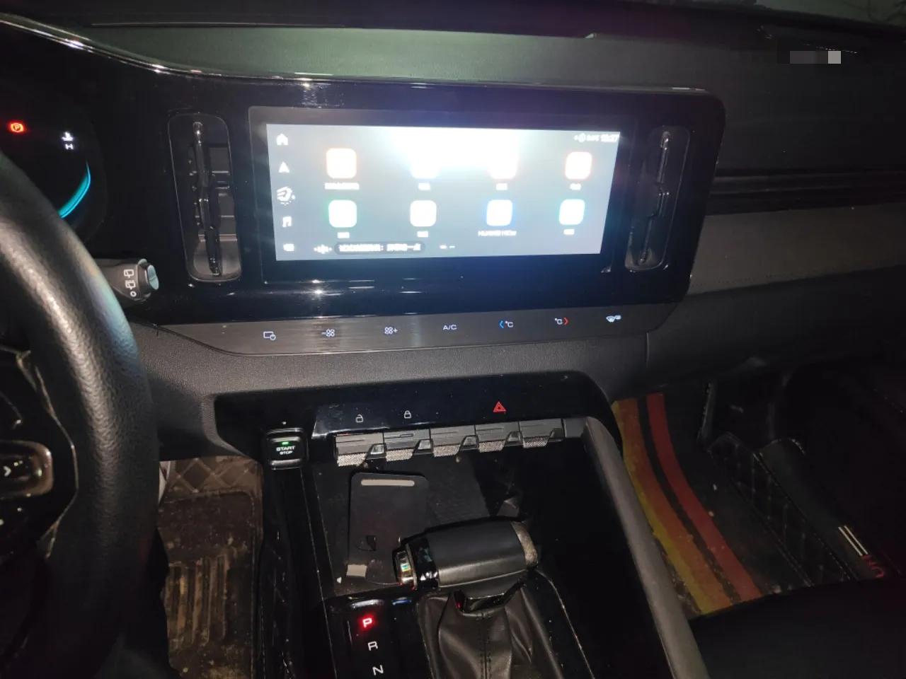 Baojun Valli 2021 1.5T Naqu Starry Sky CVT Flagship Model — миниатюра 14