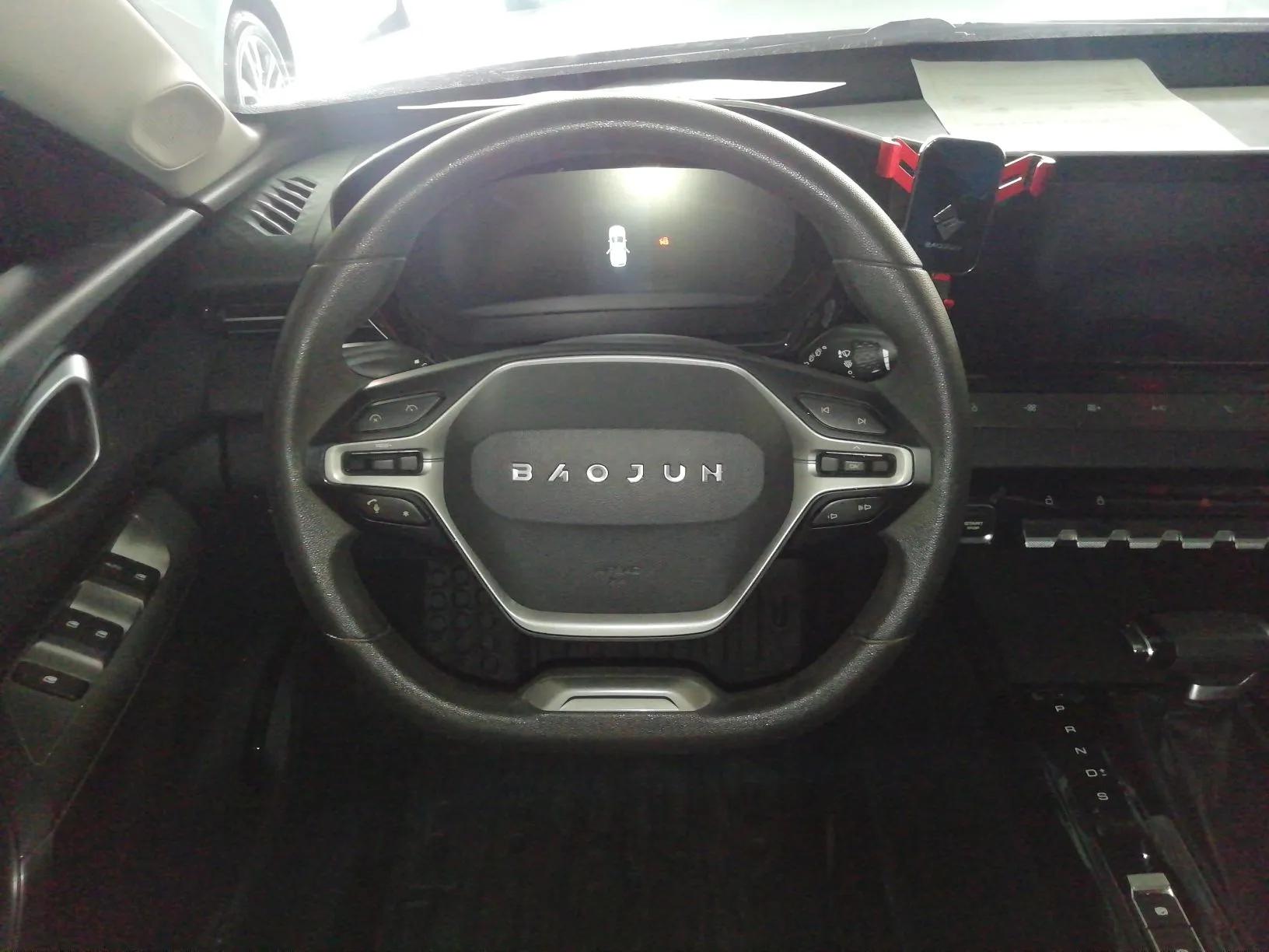 Baojun Valli 2021 1.5T Yili Pasture CVT Luxury Model — миниатюра 12