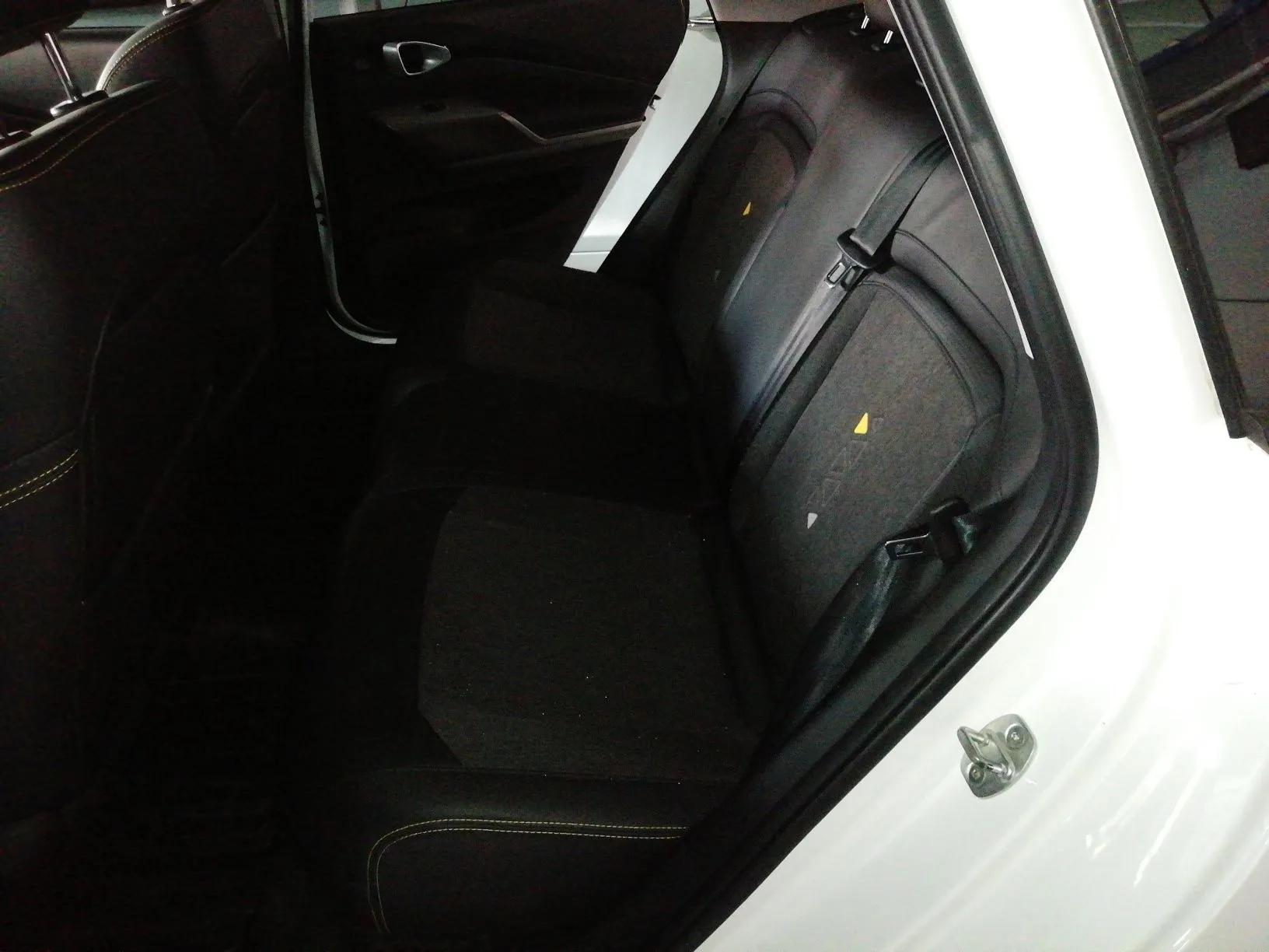 Baojun Valli 2021 1.5T Yili Pasture CVT Luxury Model — миниатюра 23