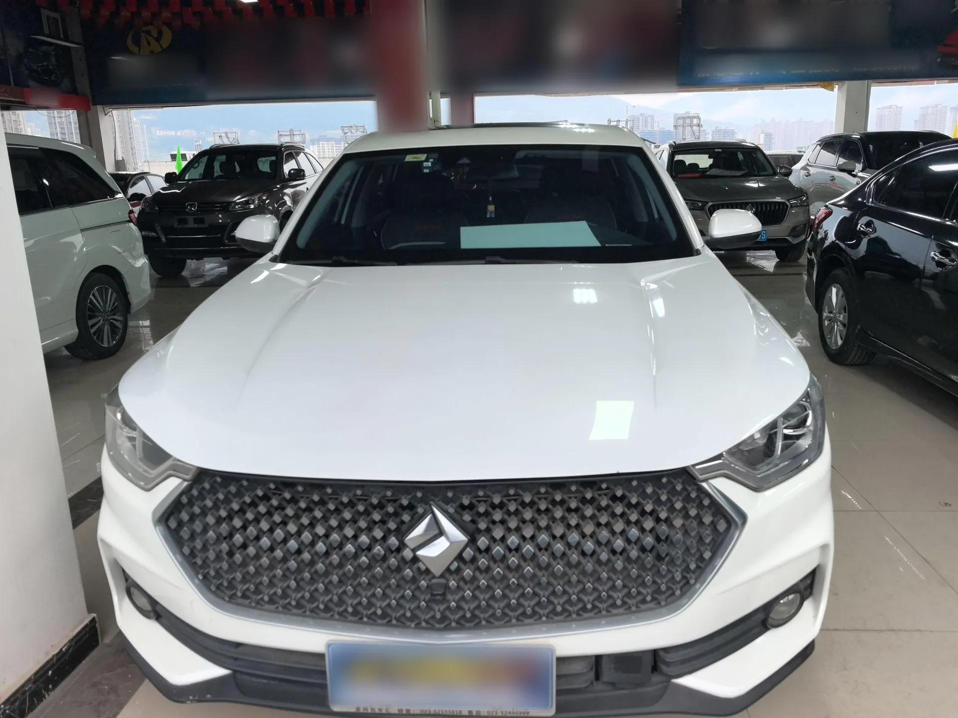 Baojun RC-6 2019 1.5T CVT 24-Hour Online Prestige Edition — миниатюра 2