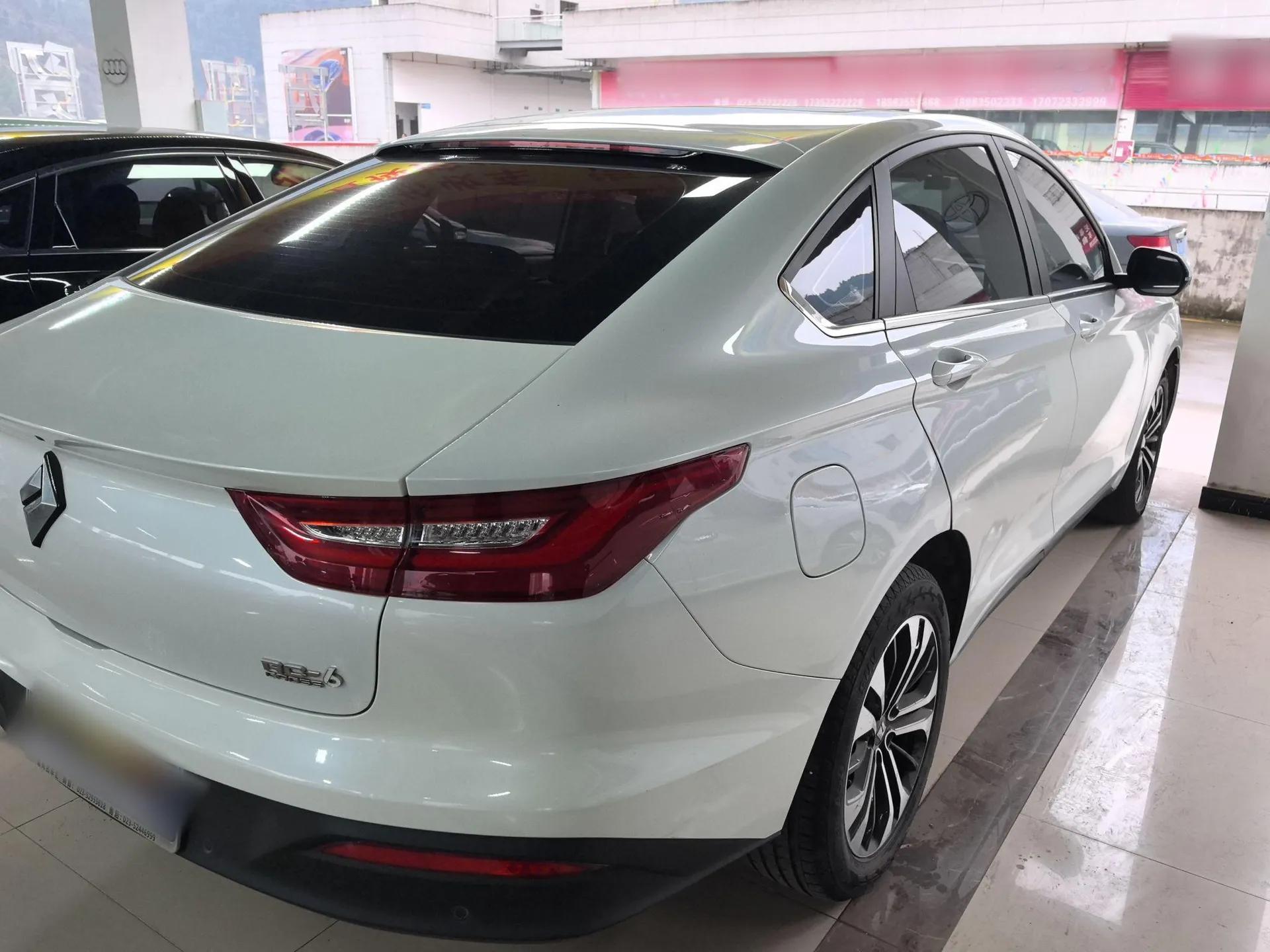 Baojun RC-6 2019 1.5T CVT 24-Hour Online Prestige Edition — миниатюра 4