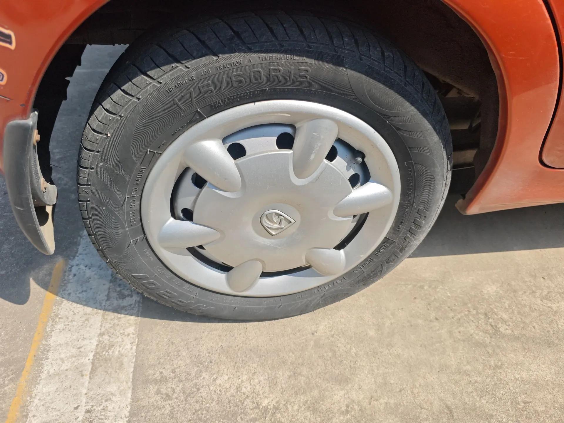 Baojun Lechi 2012 Revised 1.0L Manual P-TEC Standard Edition — миниатюра 10