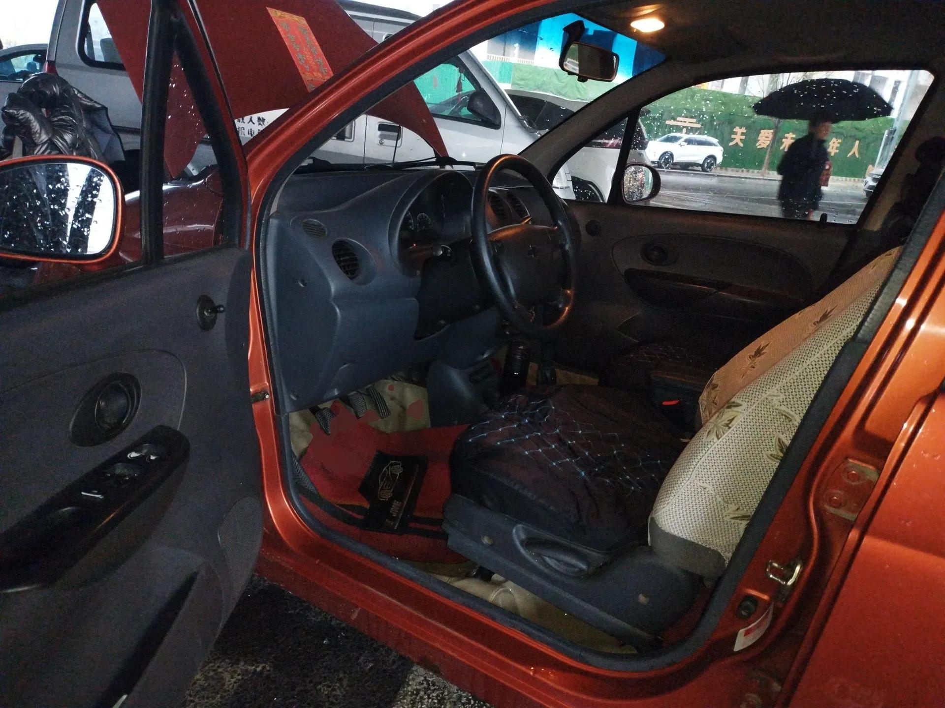 Baojun Lechi 2012 1.0L Manual P-TEC Superior Model — миниатюра 17