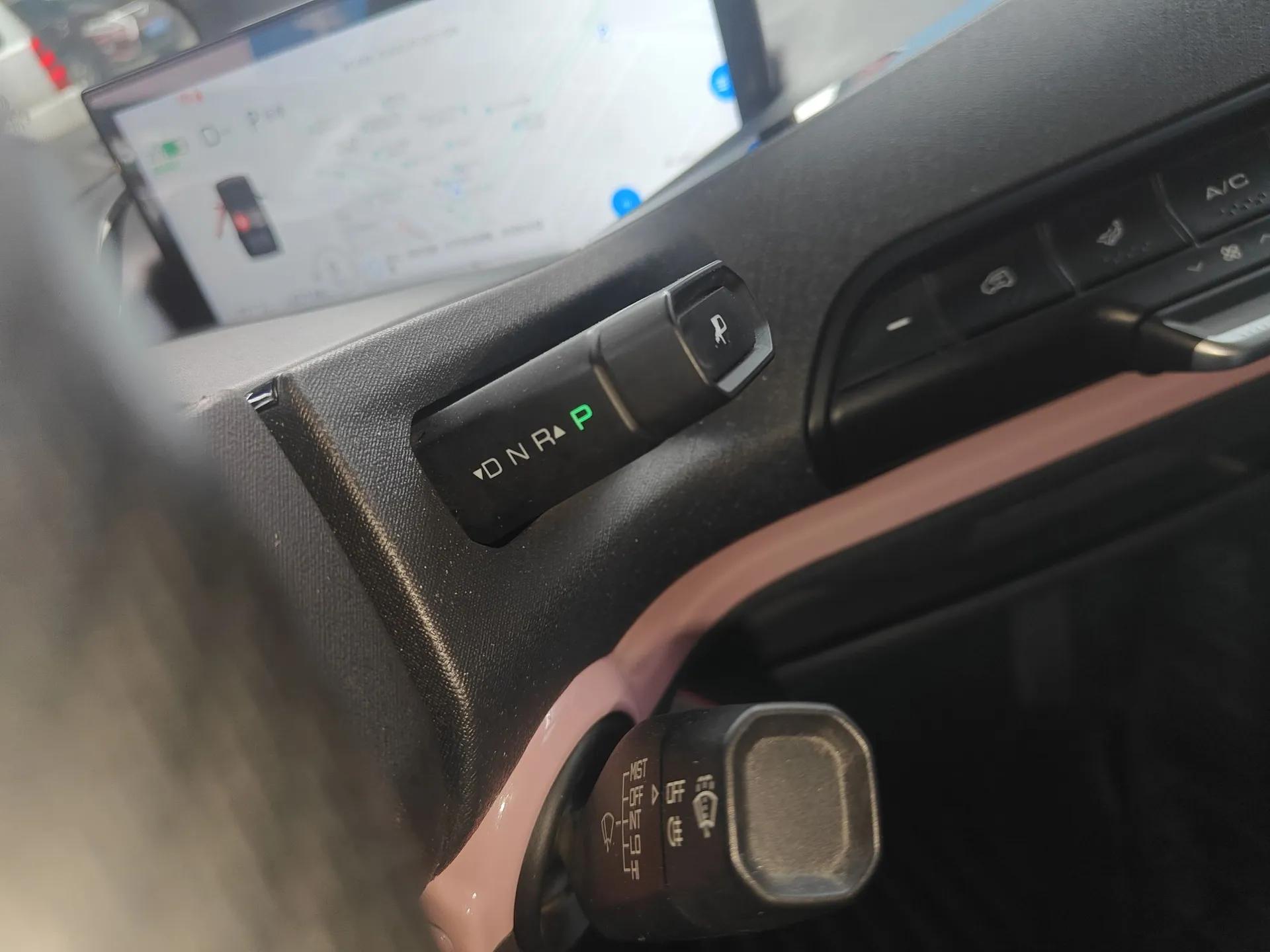 Baojun E300 2020 Plus Interstellar Smart Edition — миниатюра 17