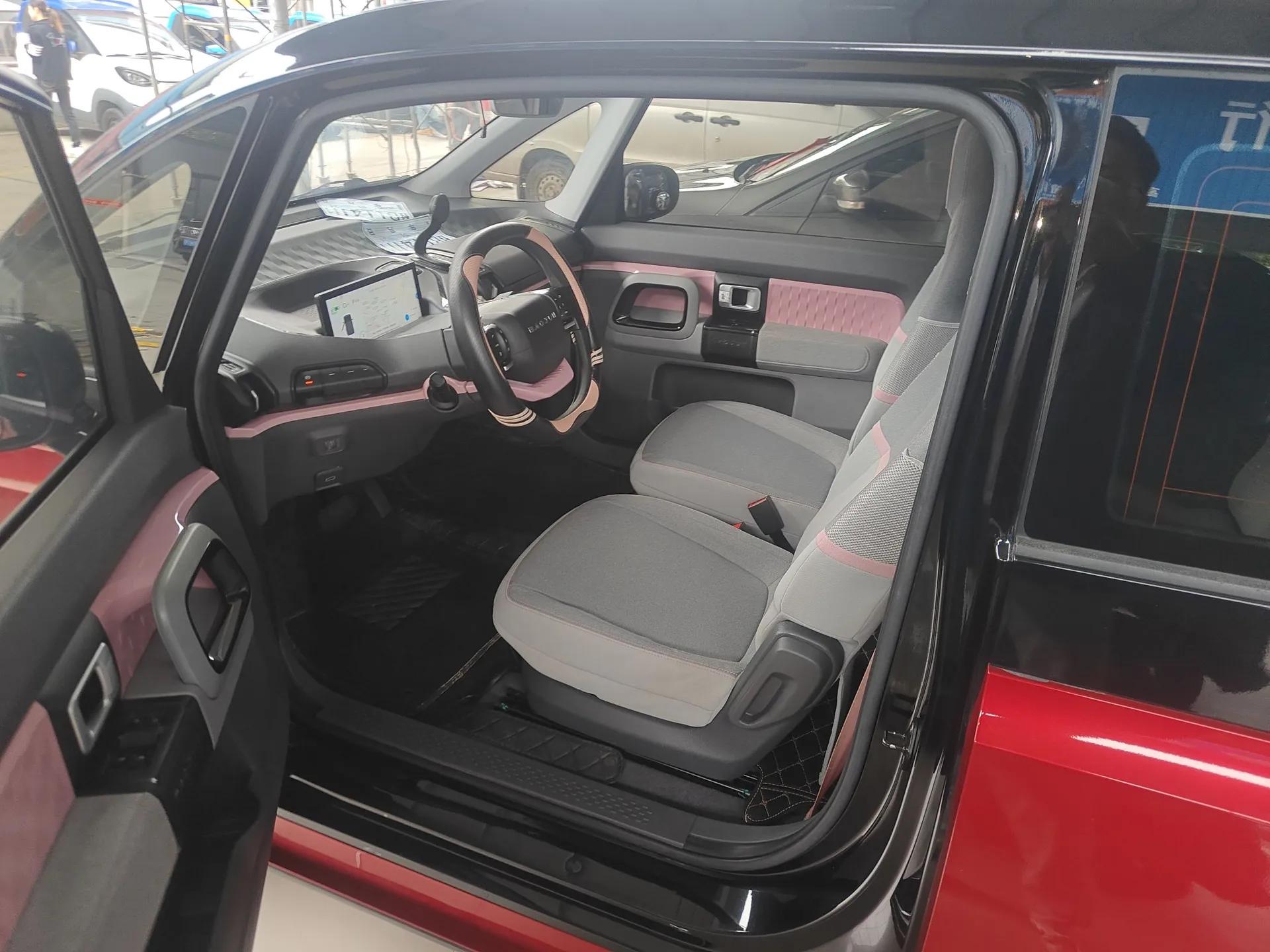 Baojun E300 2020 Plus Interstellar Smart Edition — миниатюра 18