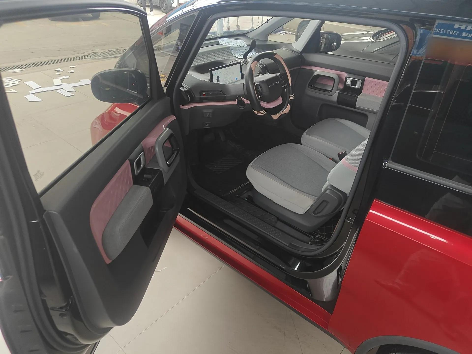 Baojun E300 2020 Plus Interstellar Smart Edition — миниатюра 19