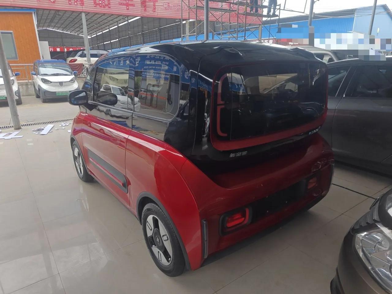Baojun E300 2020 Plus Interstellar Smart Edition — миниатюра 4