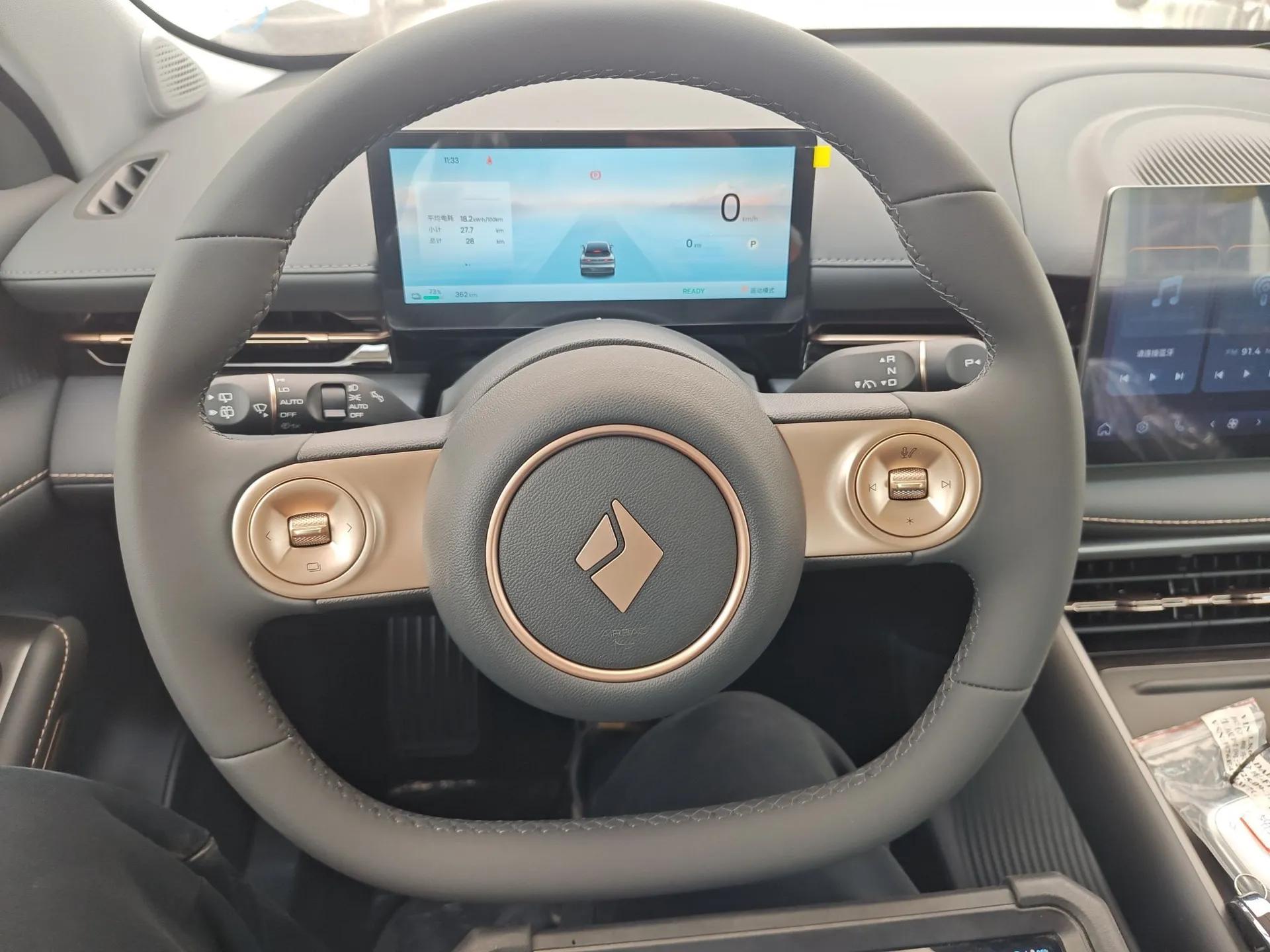 Baojun E6 2026 Model 500km Enjoyment Edition — миниатюра 13