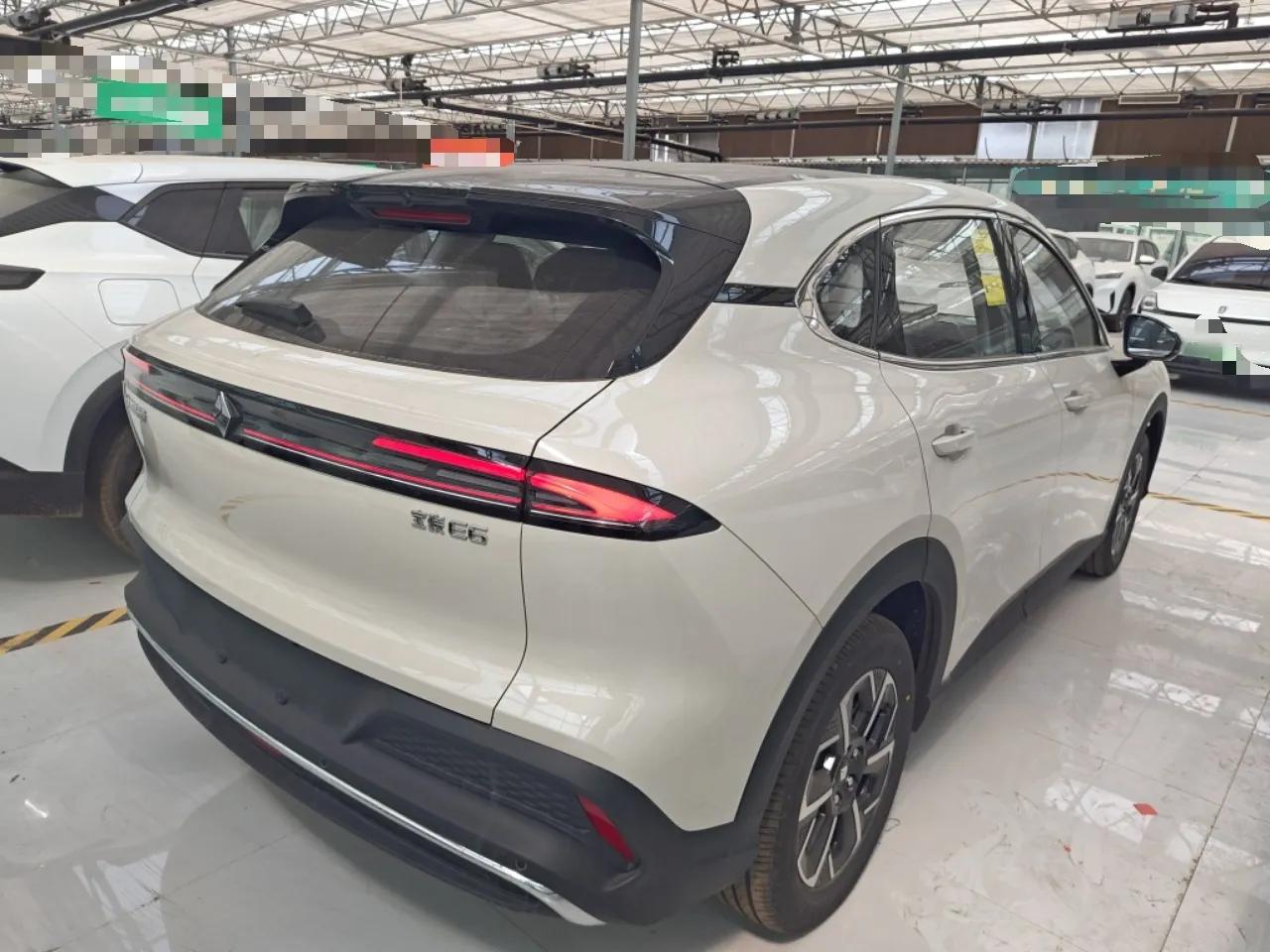 Baojun E6 2026 Model 500km Enjoyment Edition — миниатюра 4