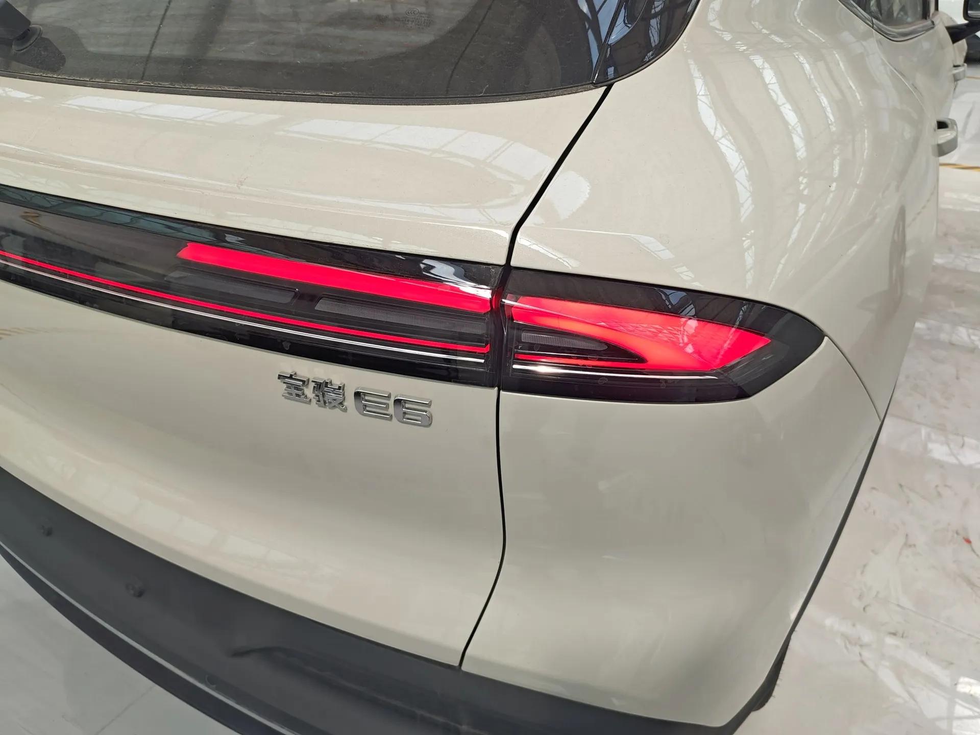 Baojun E6 2026 Model 500km Enjoyment Edition — миниатюра 8