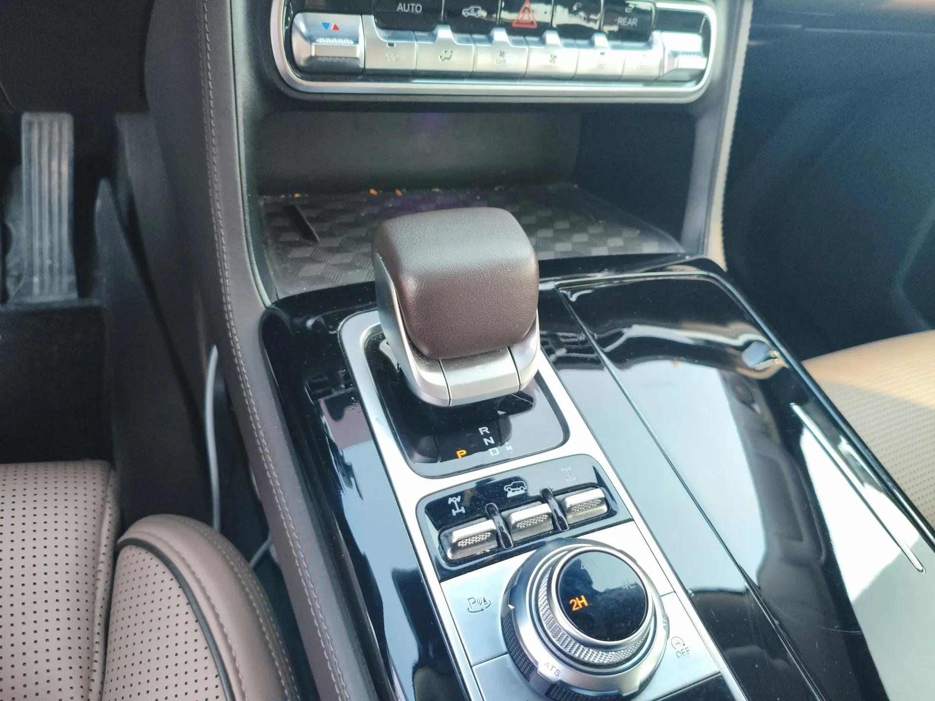 BAIC Off-Road BJ60 2022 2.0T Version 11 Five Seats — миниатюра 15