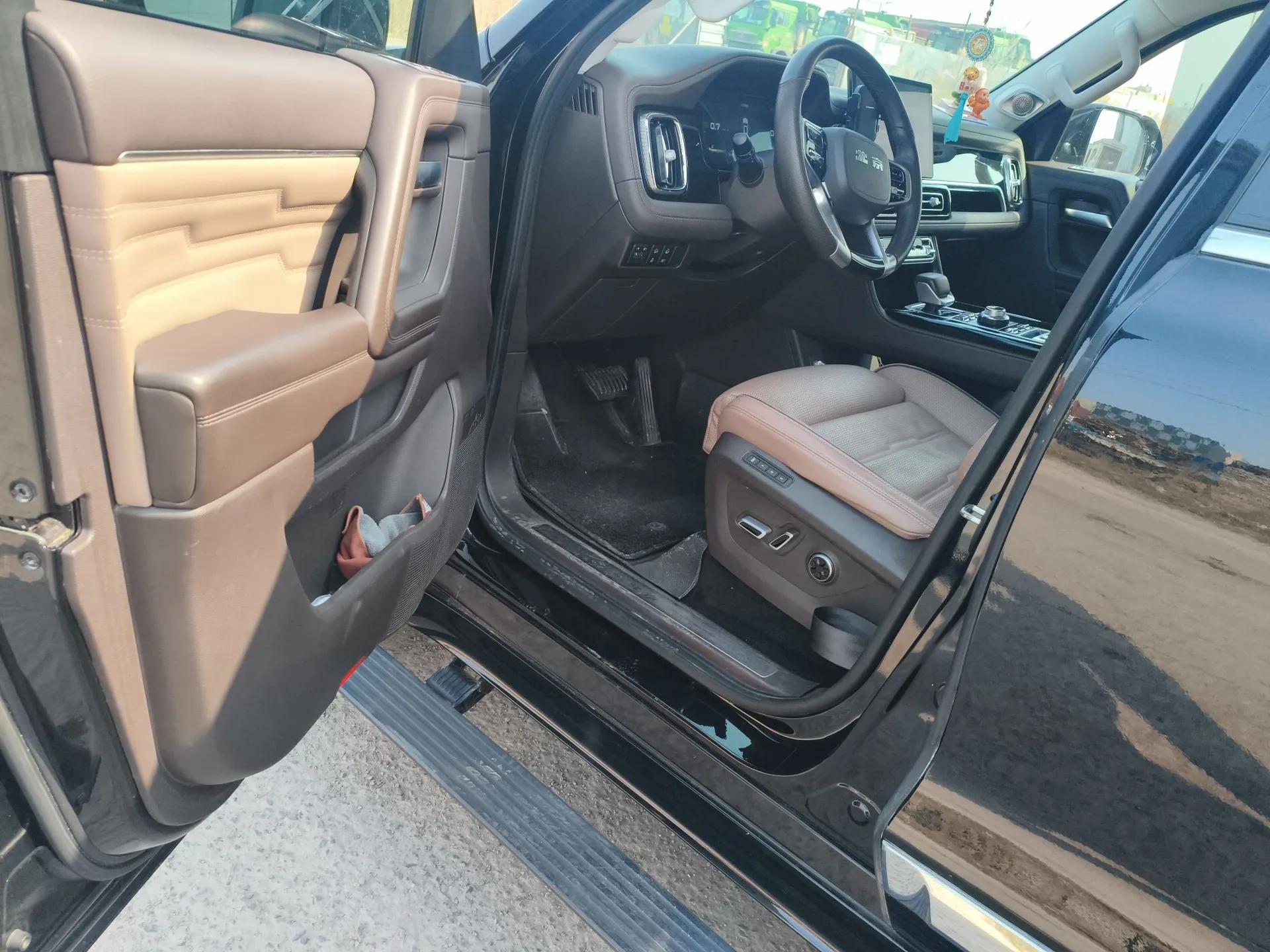BAIC Off-Road BJ60 2022 2.0T Version 11 Five Seats — миниатюра 17
