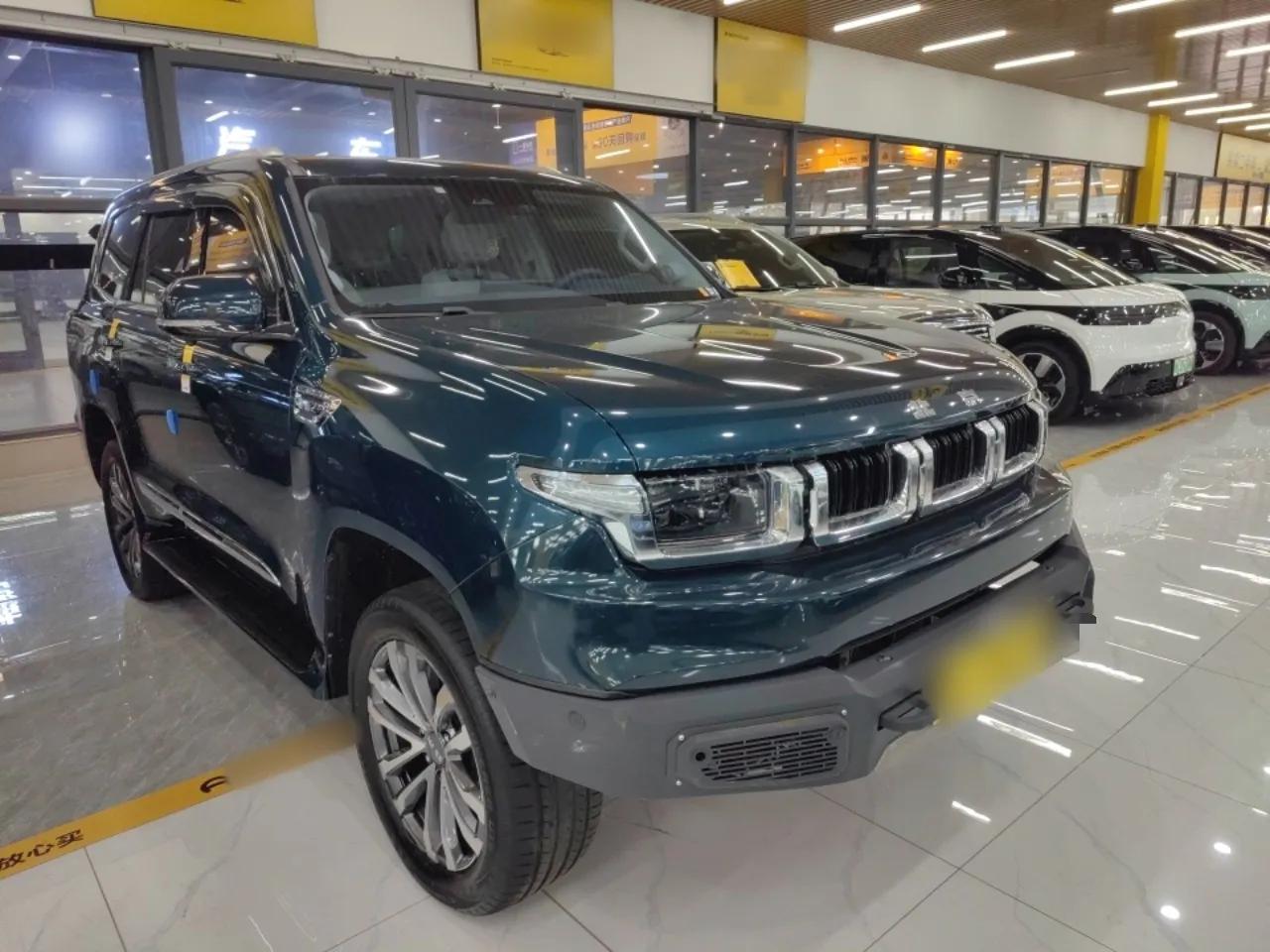 BAIC Off-Road BJ60 2022 2.0T Weekend Edition Five-Seater — миниатюра 3