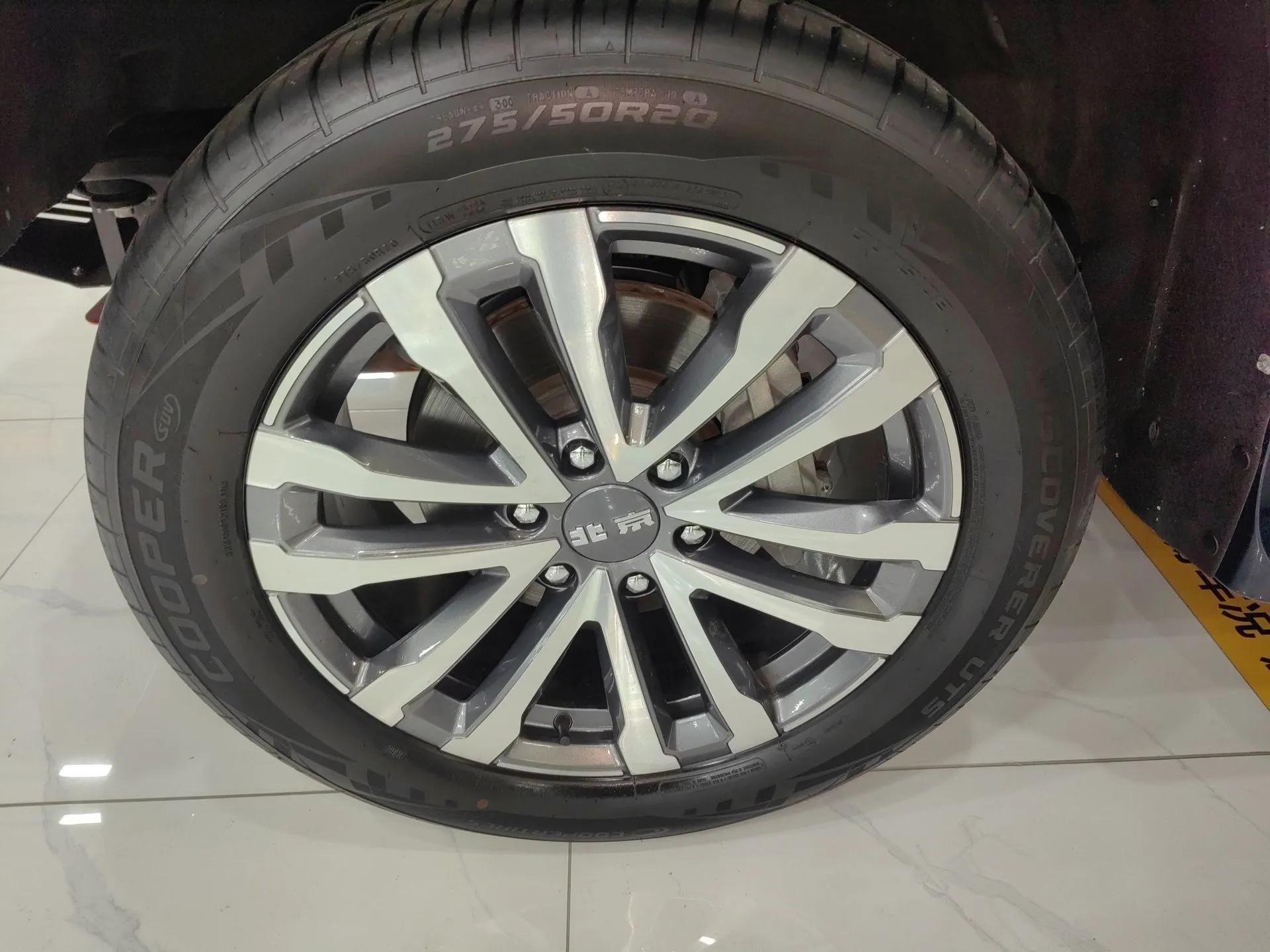 BAIC Off-Road BJ60 2022 2.0T Weekend Edition Five-Seater — миниатюра 8