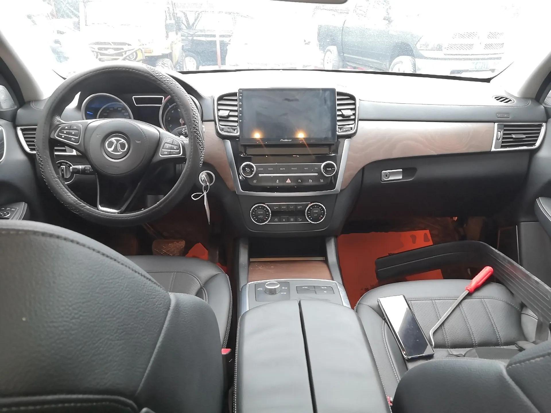 BAIC Off-Road BJ90 2021 3.0T Zhenrong Edition — миниатюра 12