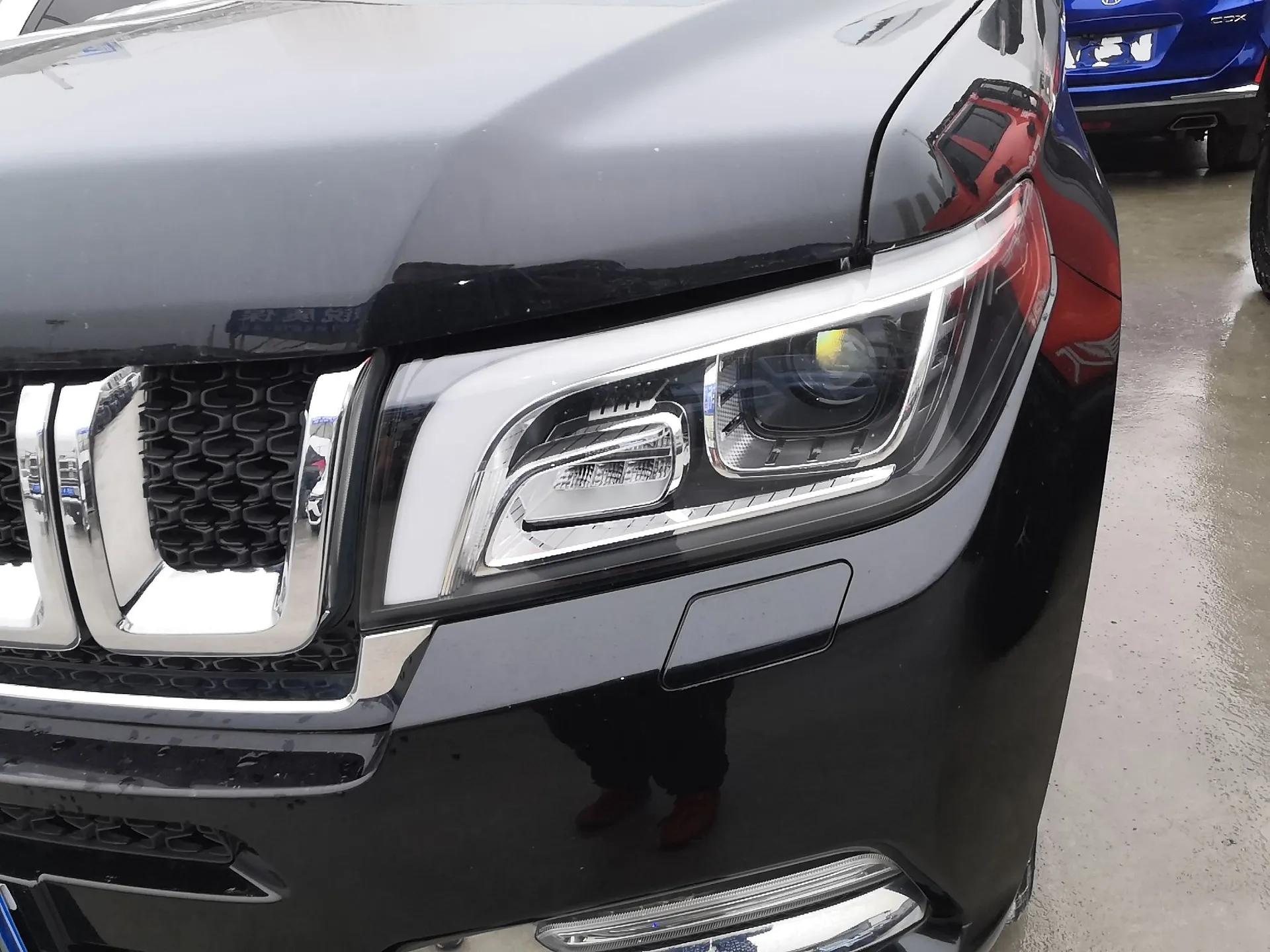 BAIC Off-Road BJ90 2021 3.0T Zhenrong Edition — миниатюра 5