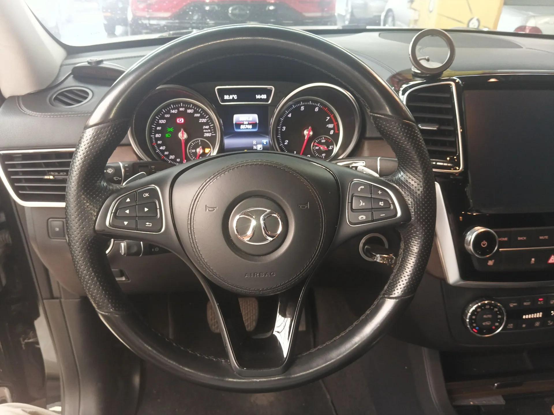 BAIC Off-Road BJ90 2021 3.0T Zhenrong Edition — миниатюра 13