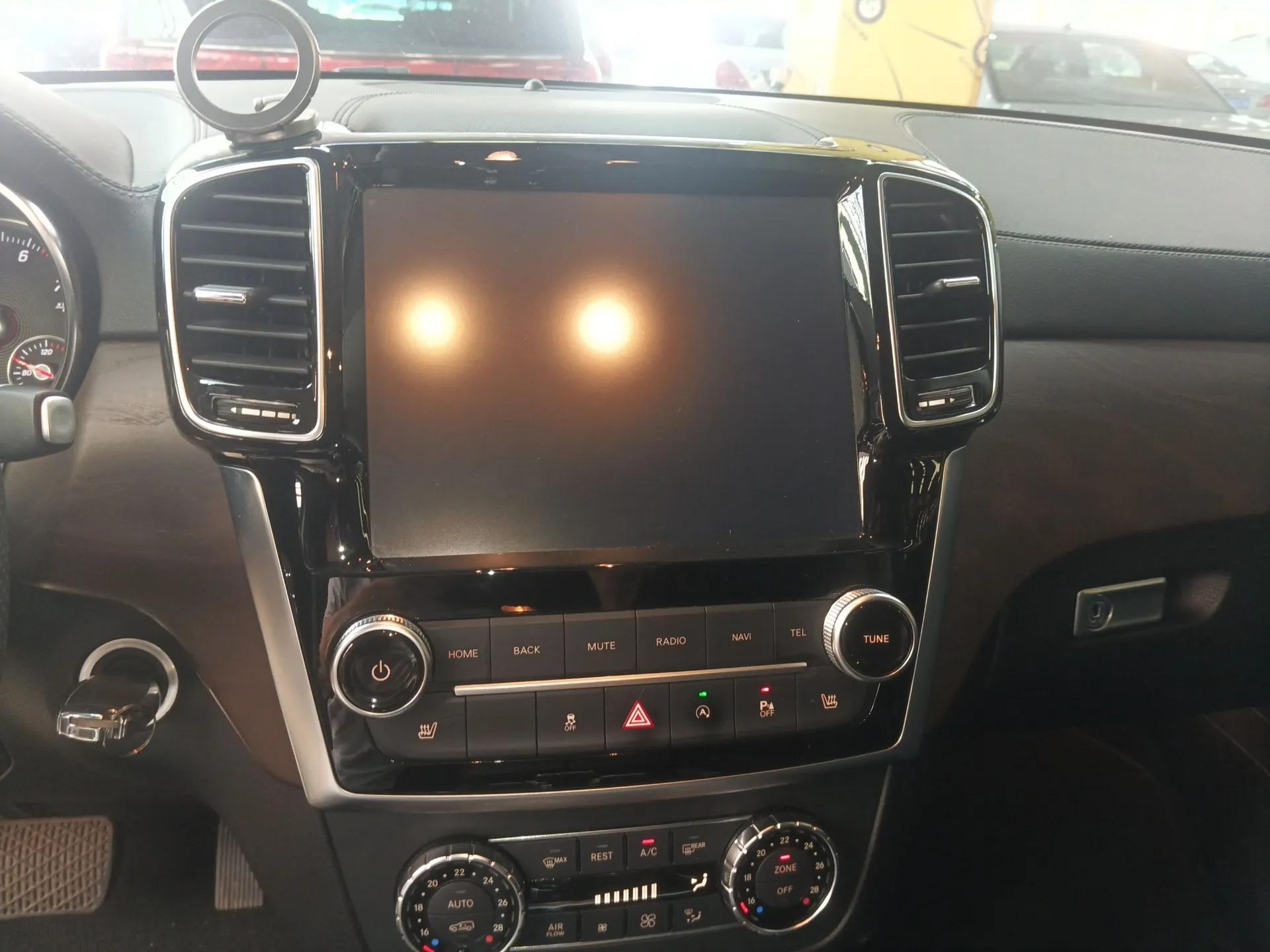 BAIC Off-Road BJ90 2021 3.0T Zhenrong Edition — миниатюра 15